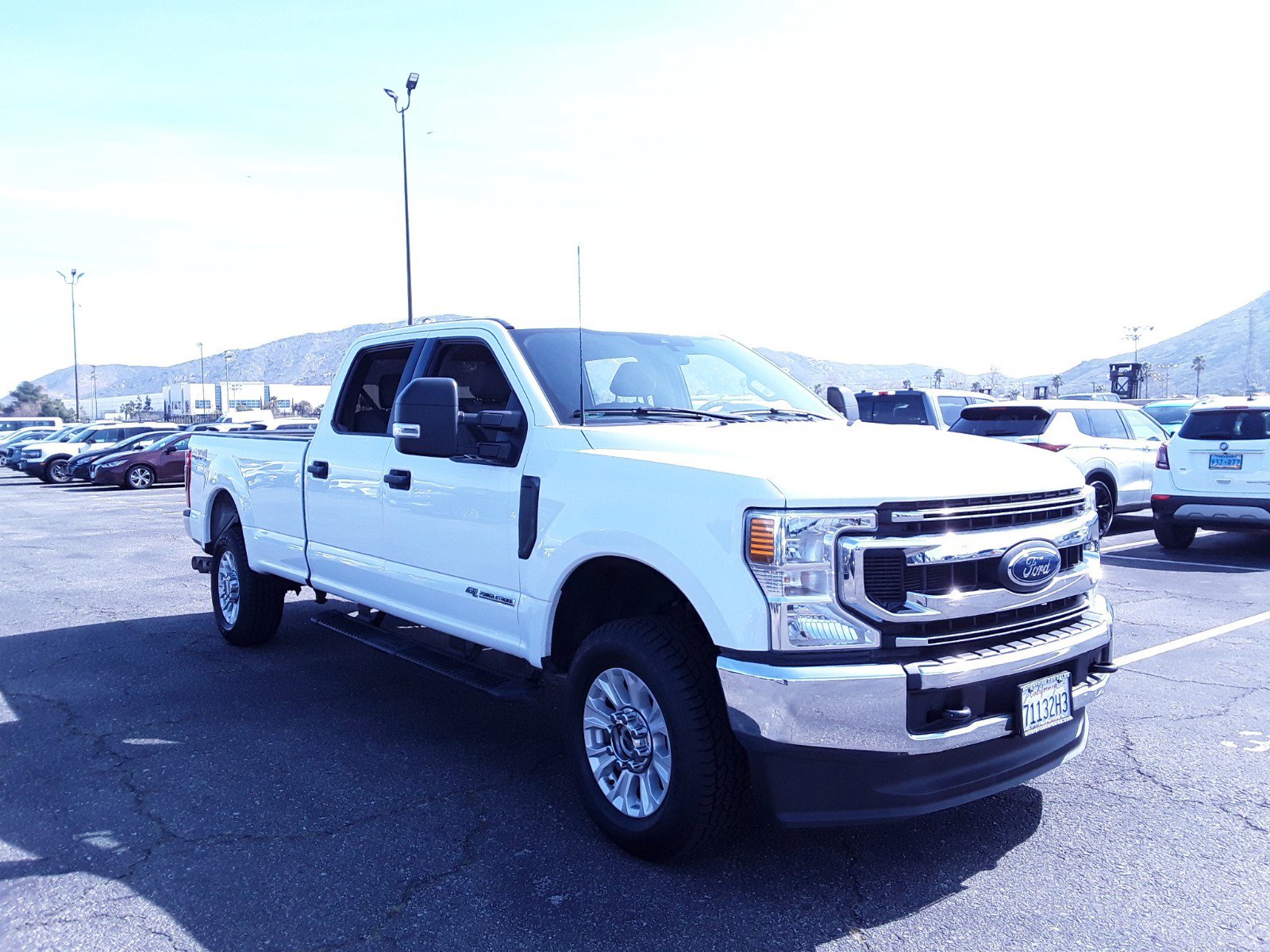 2022 Ford Super Duty F-250 SRW XLT 4WD Crew Cab 6.75' Box