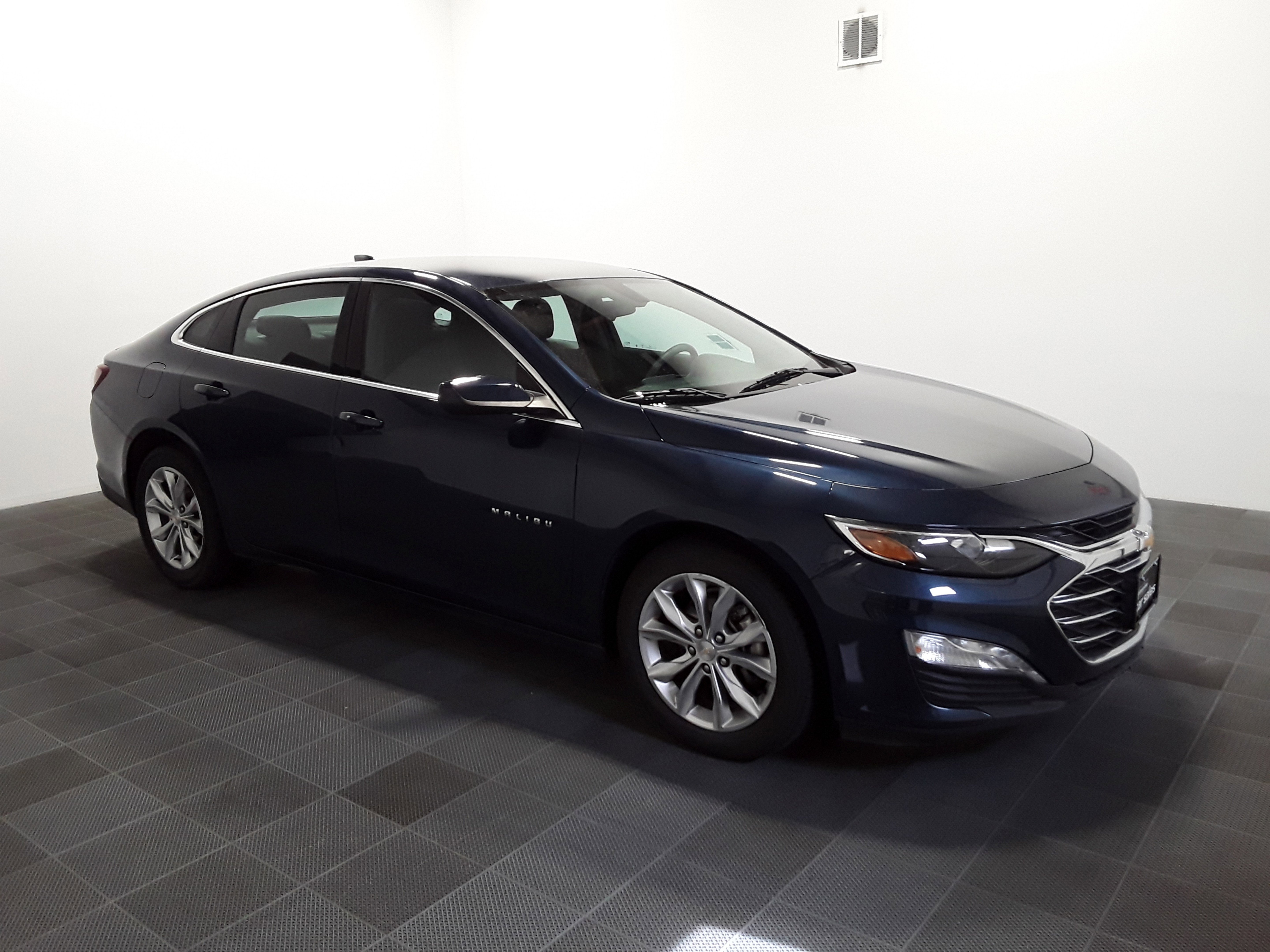 2022 Chevrolet Malibu 4dr Sdn LT