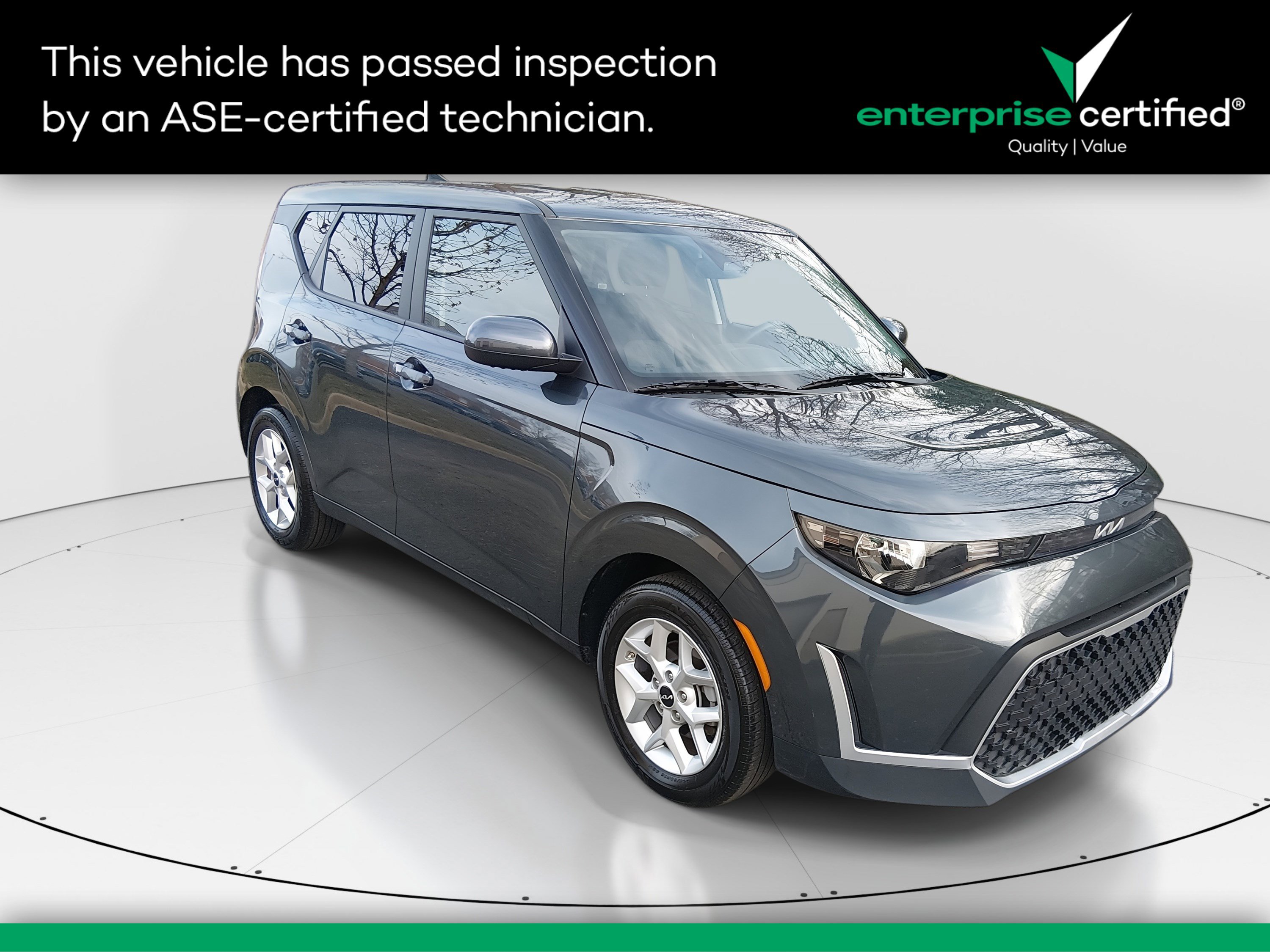 2025 Kia Soul LX's photo