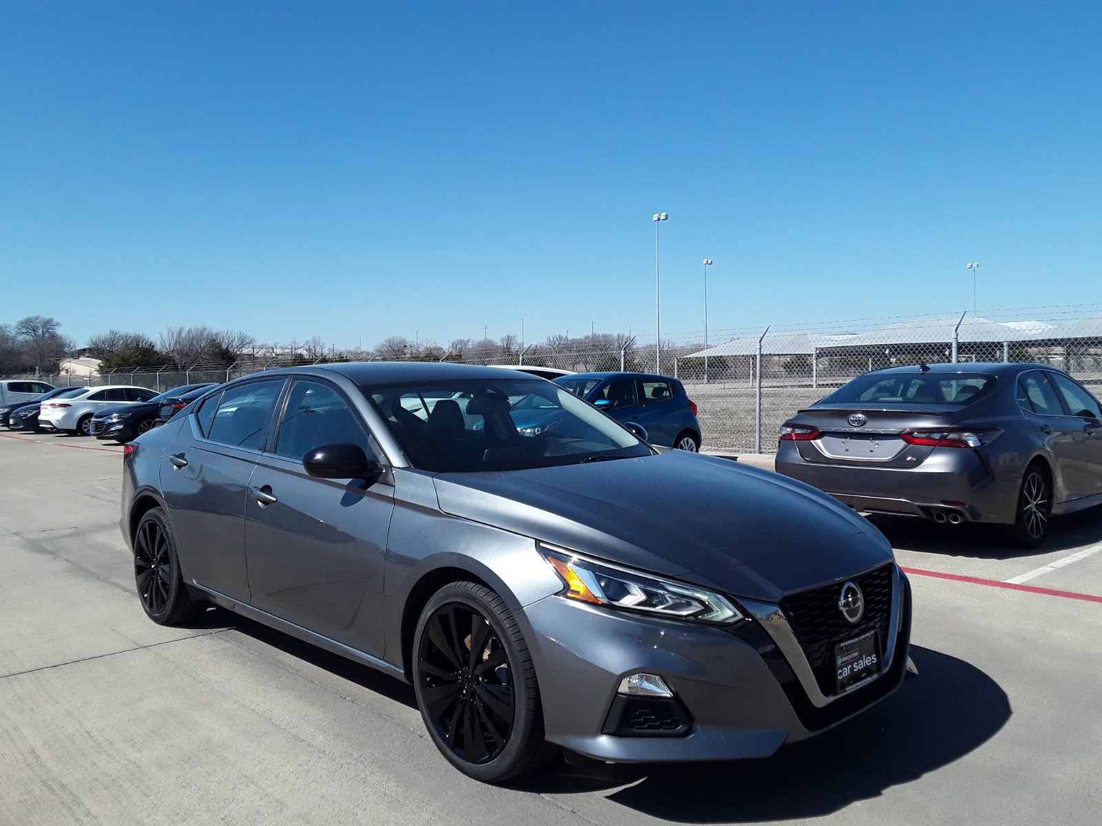 2020 Nissan Altima 2.5 SR AWD Sedan