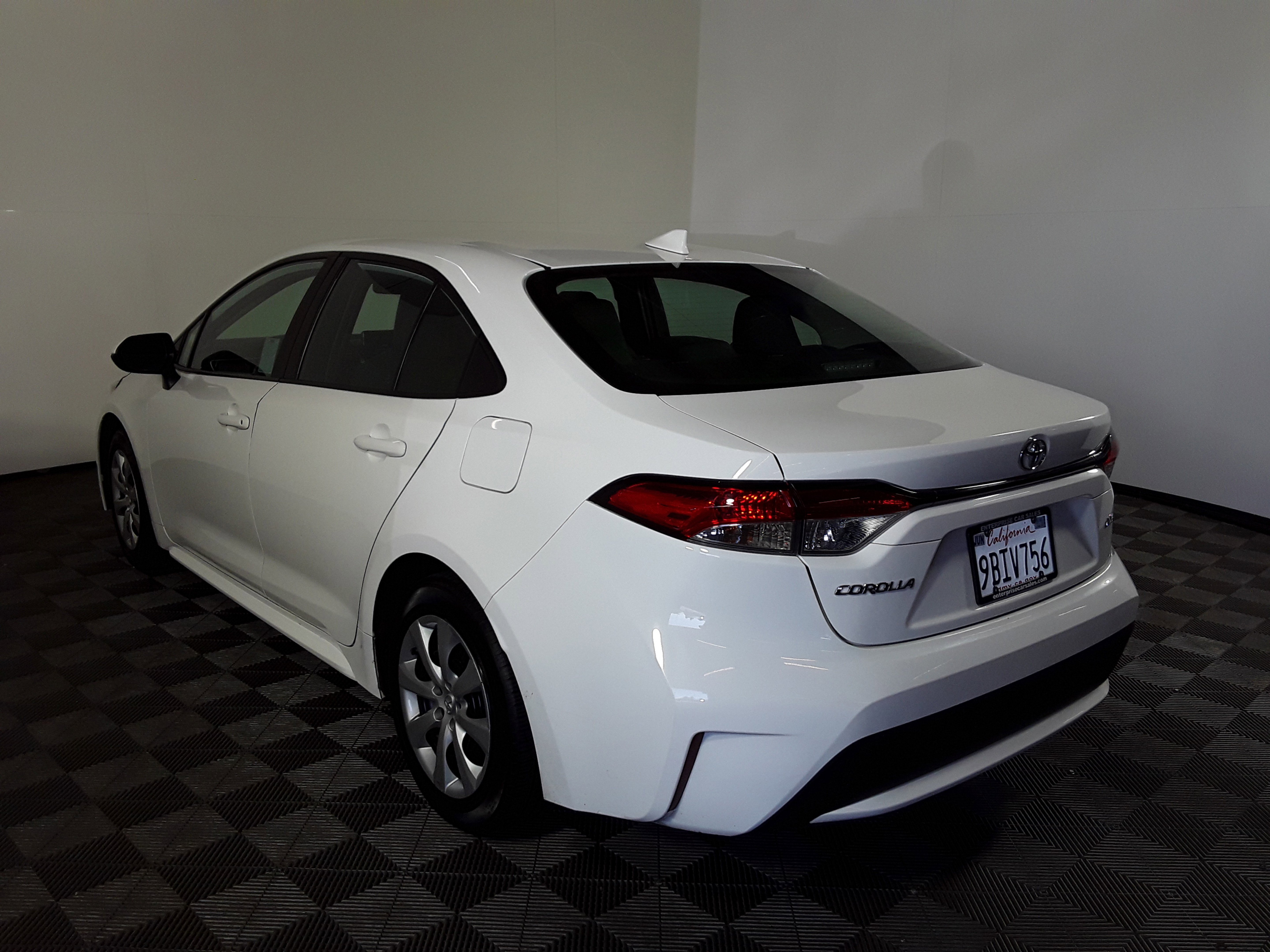 Image 2 of Used 2022 Toyota Corolla LE CVT