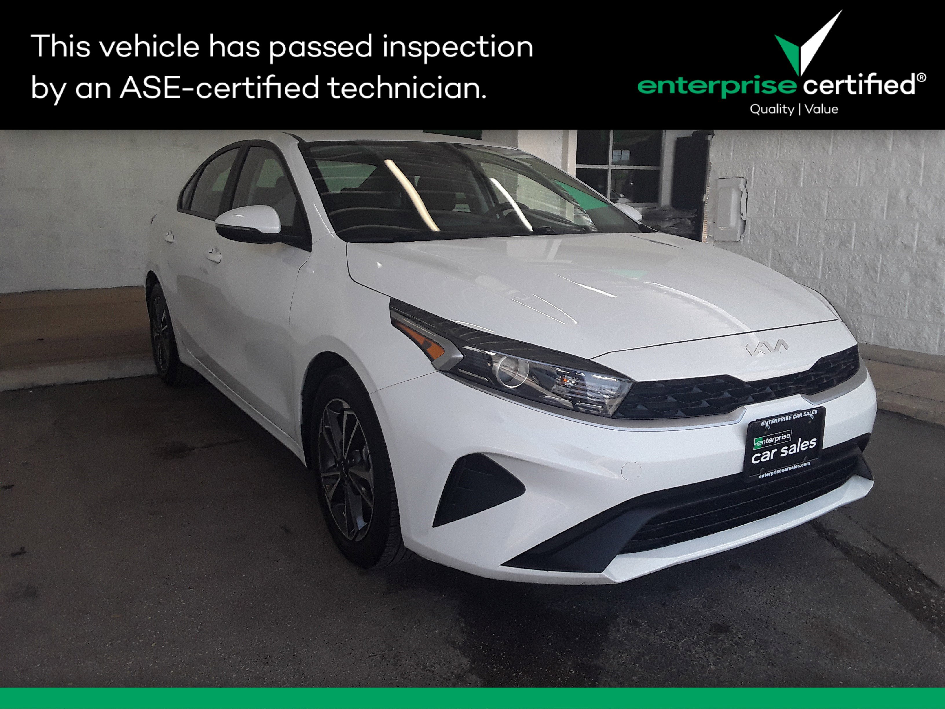 Used 2023 Kia Forte LXS IVT