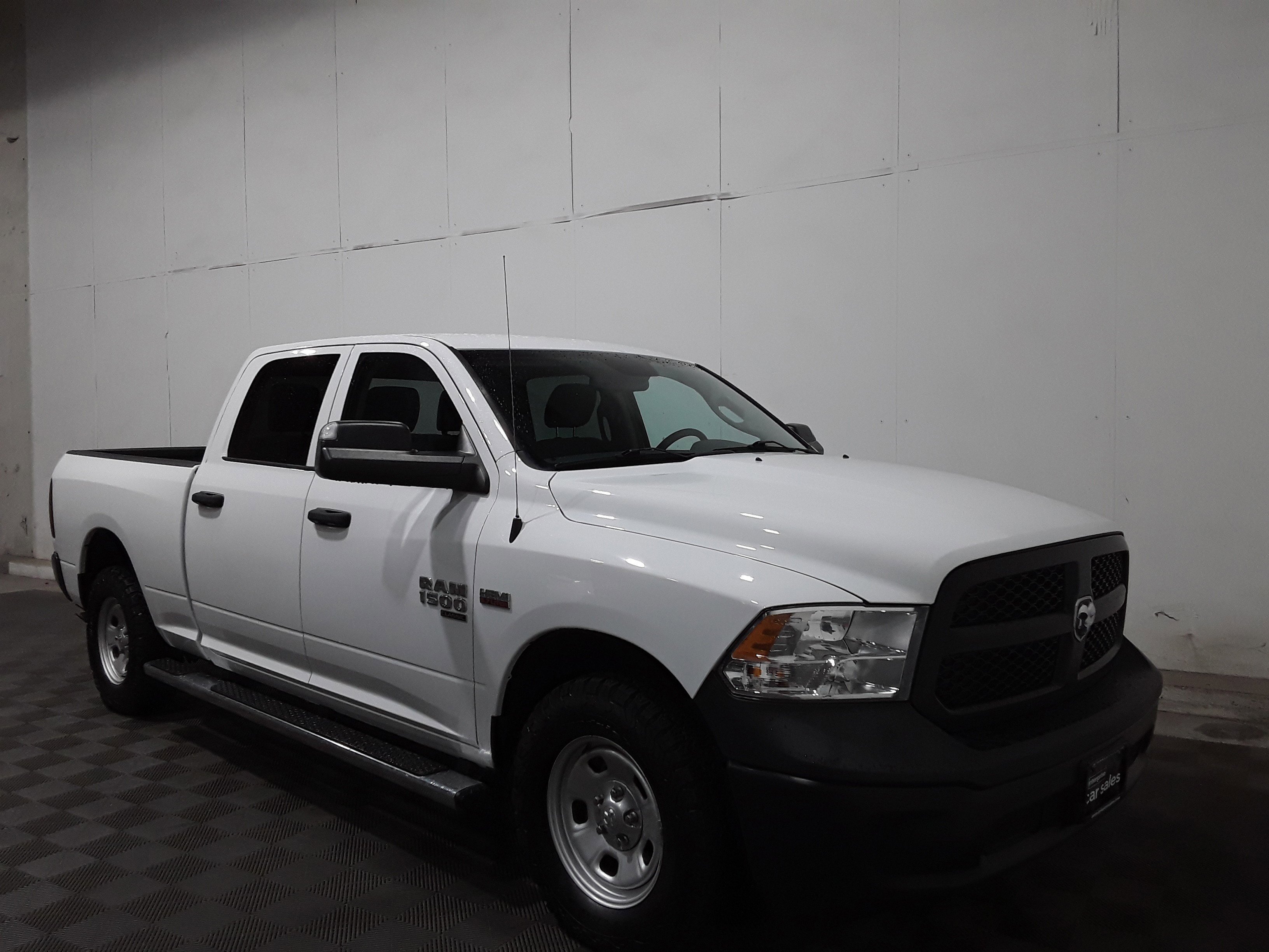 2019 Ram 1500 Classic Tradesman 4x4 Crew Cab 6'4