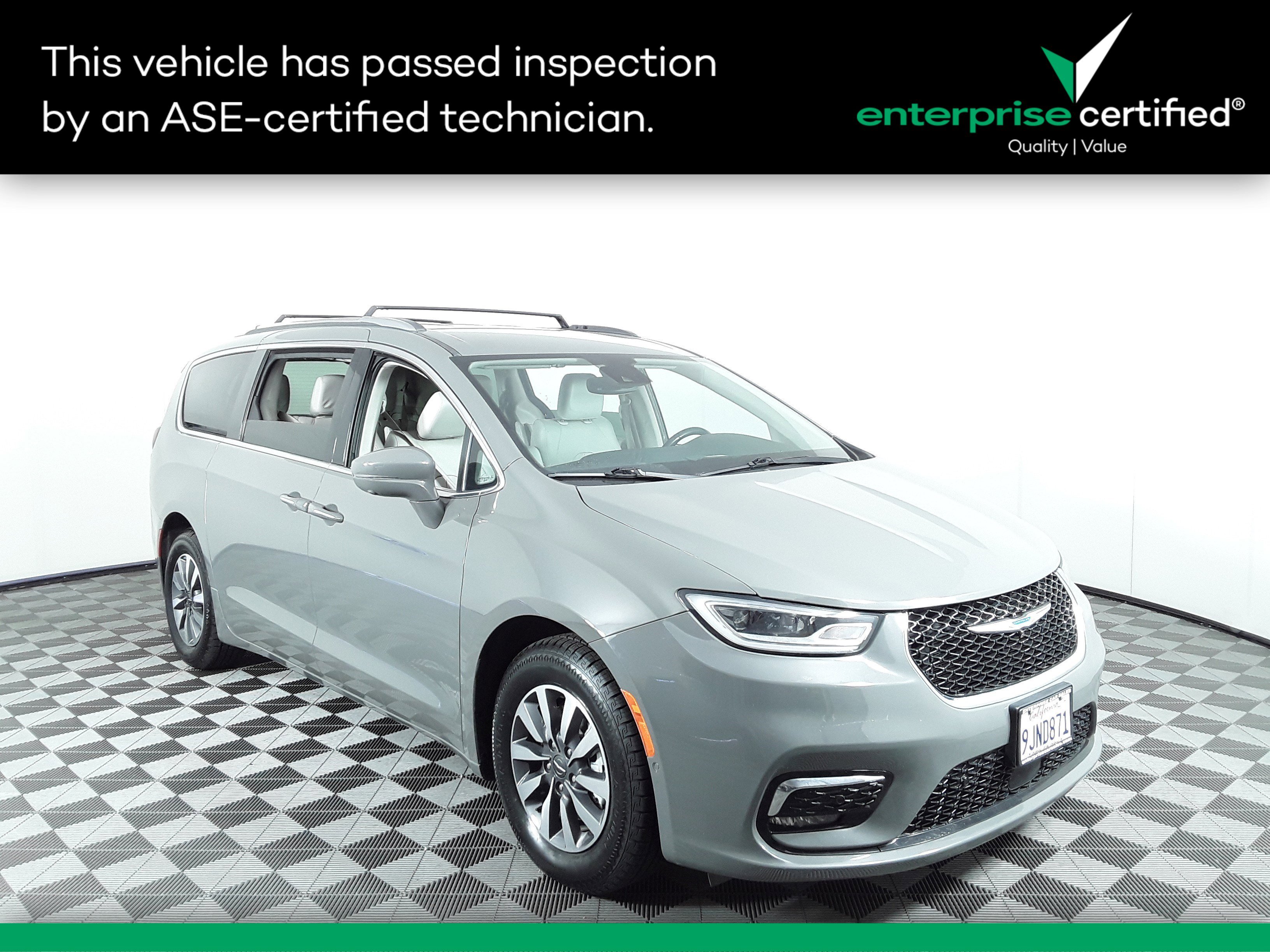 2021 Chrysler Pacifica Hybrid Touring L FWD