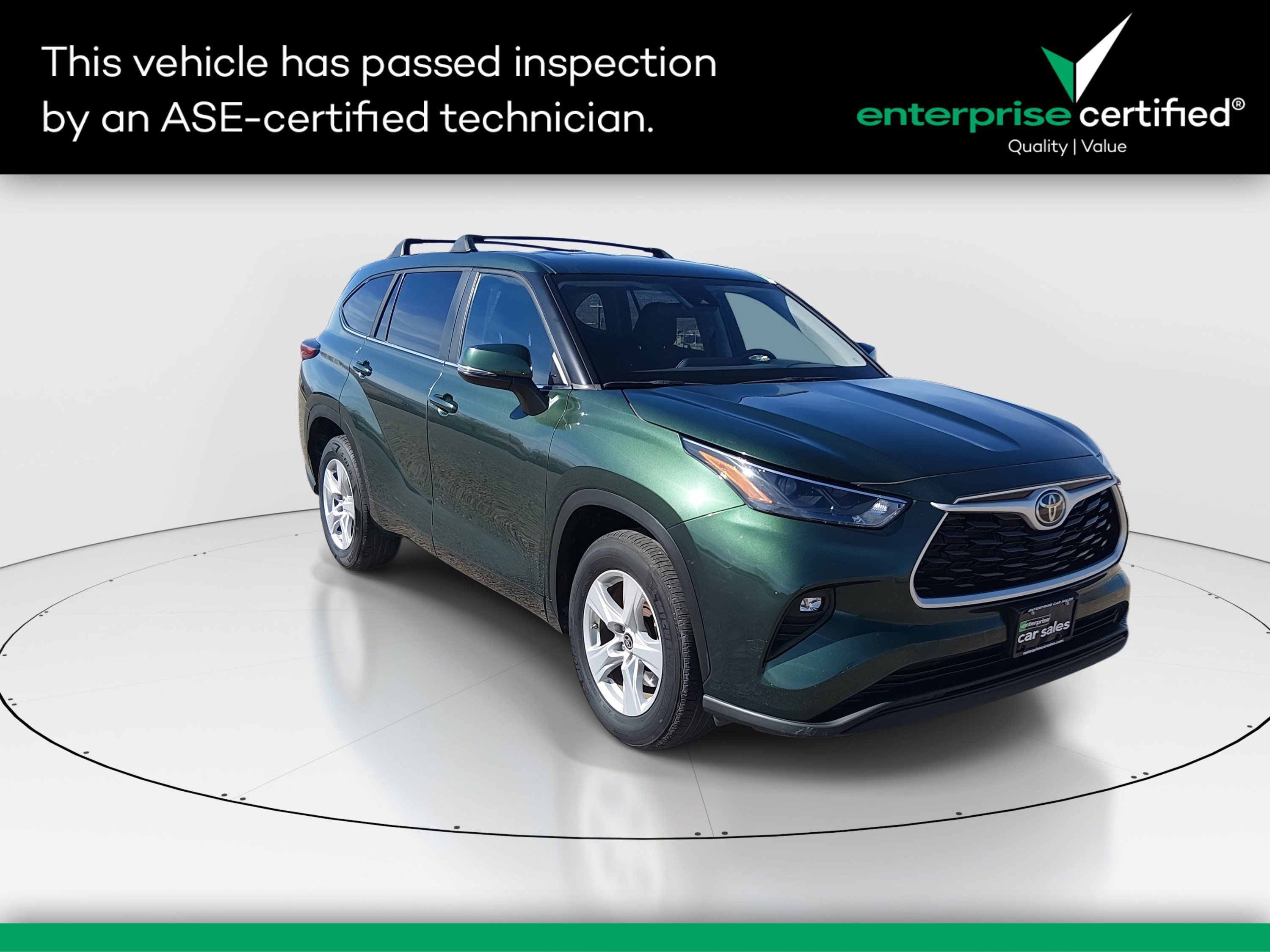 Used 2023 Toyota Highlander LE FWD