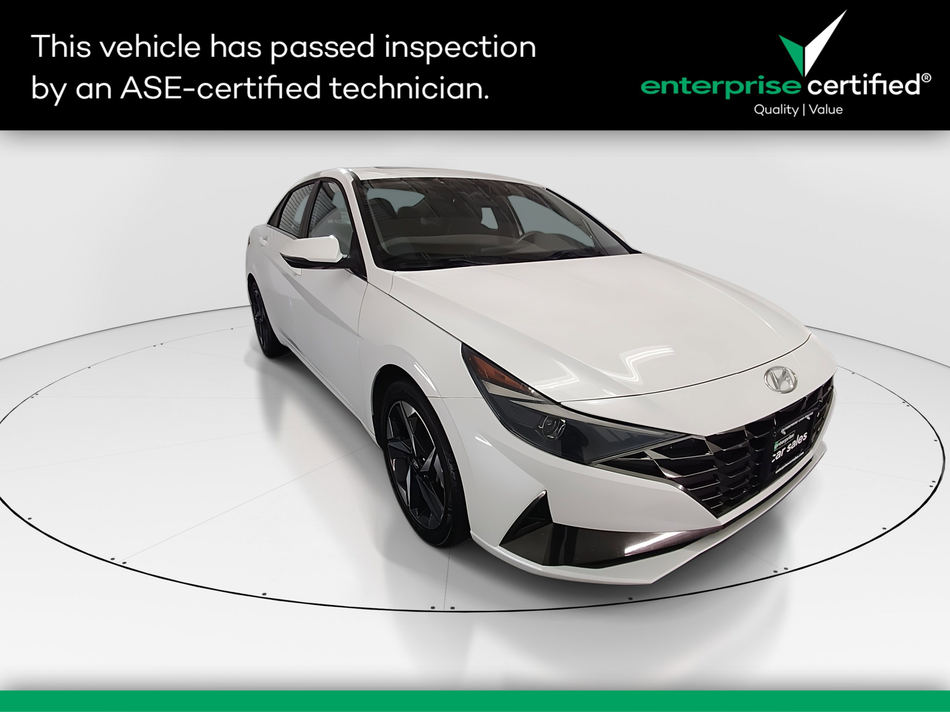 2021 Hyundai Elantra SEL's photo