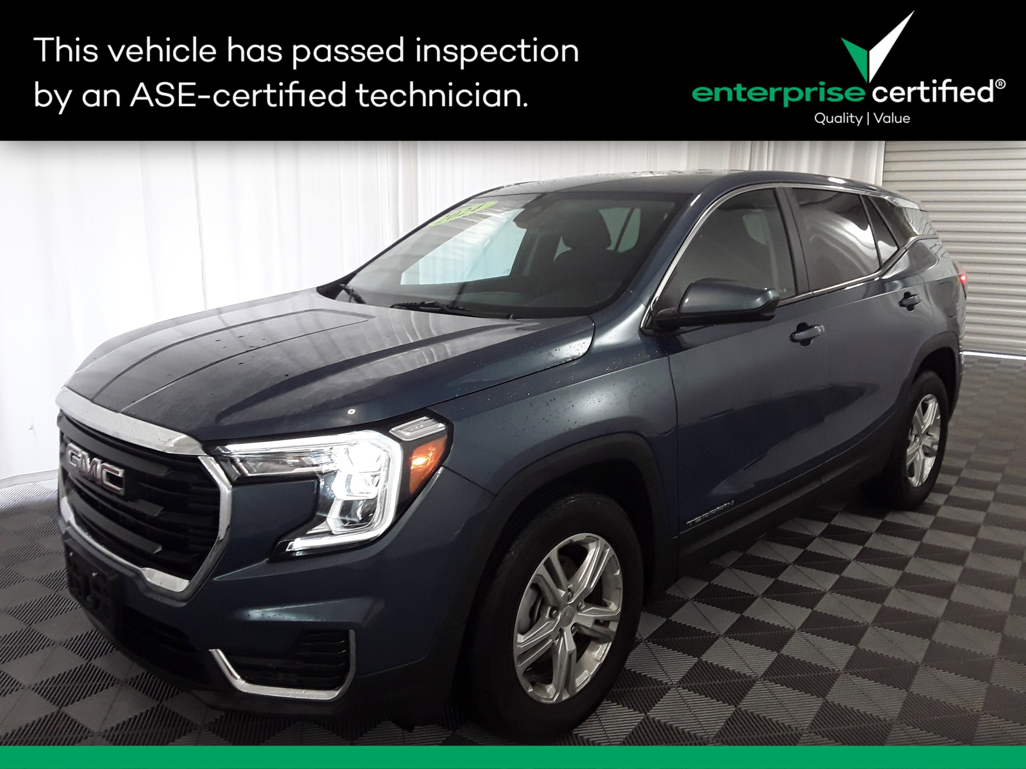 2024 GMC Terrain FWD 4dr SLE