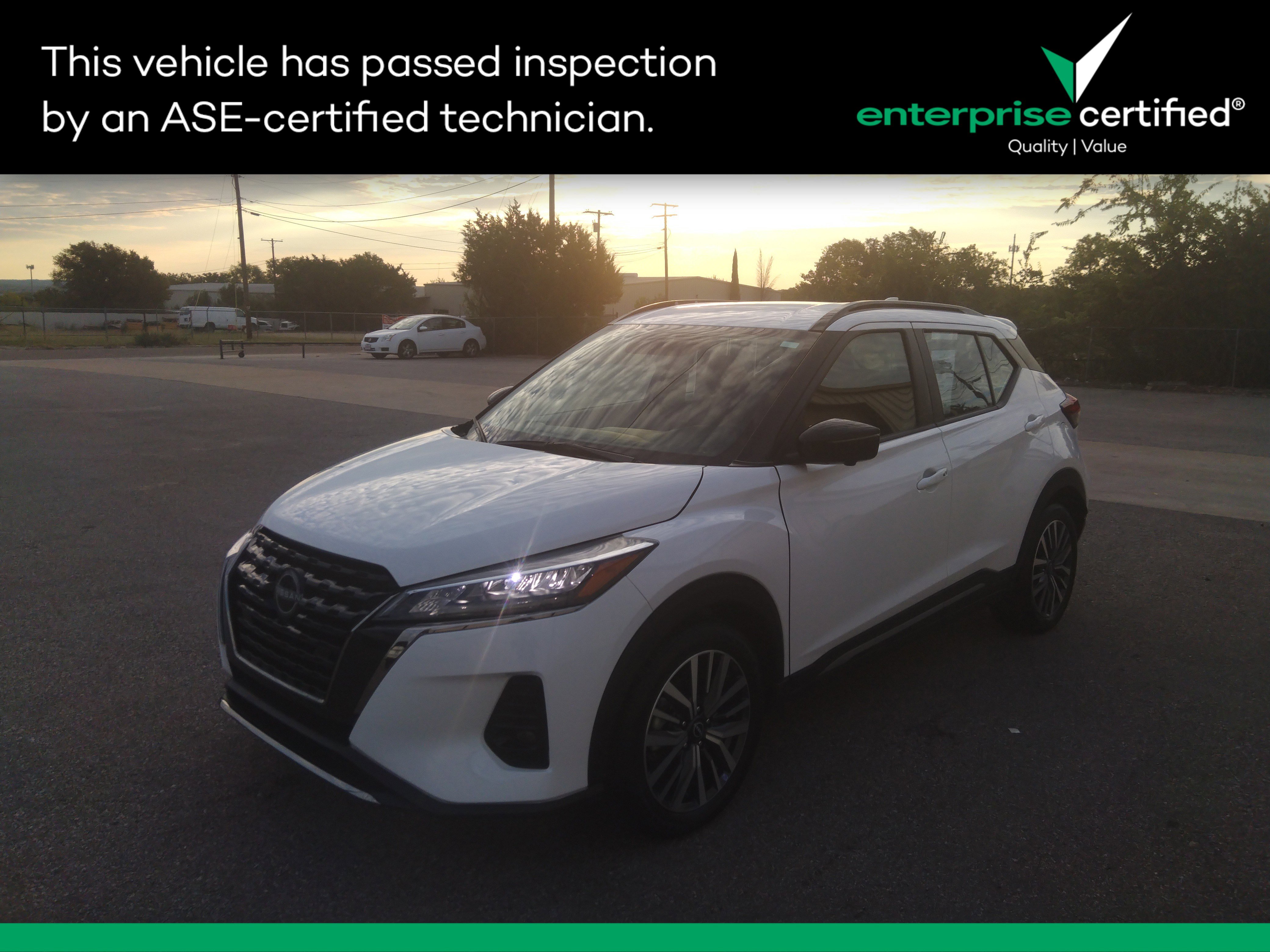 Used 2024 Nissan Kicks SR FWD