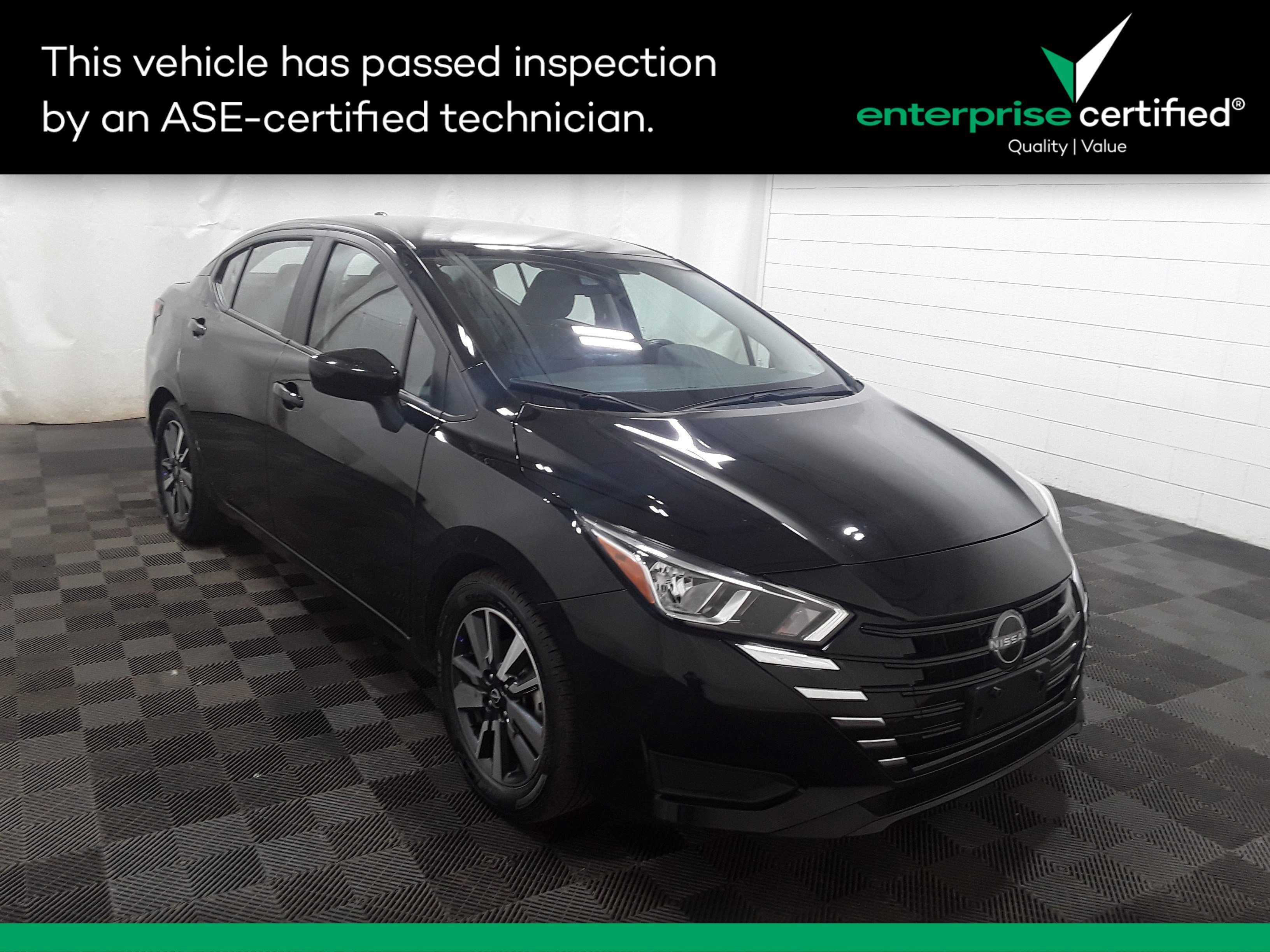 2023 Nissan Versa SV CVT
