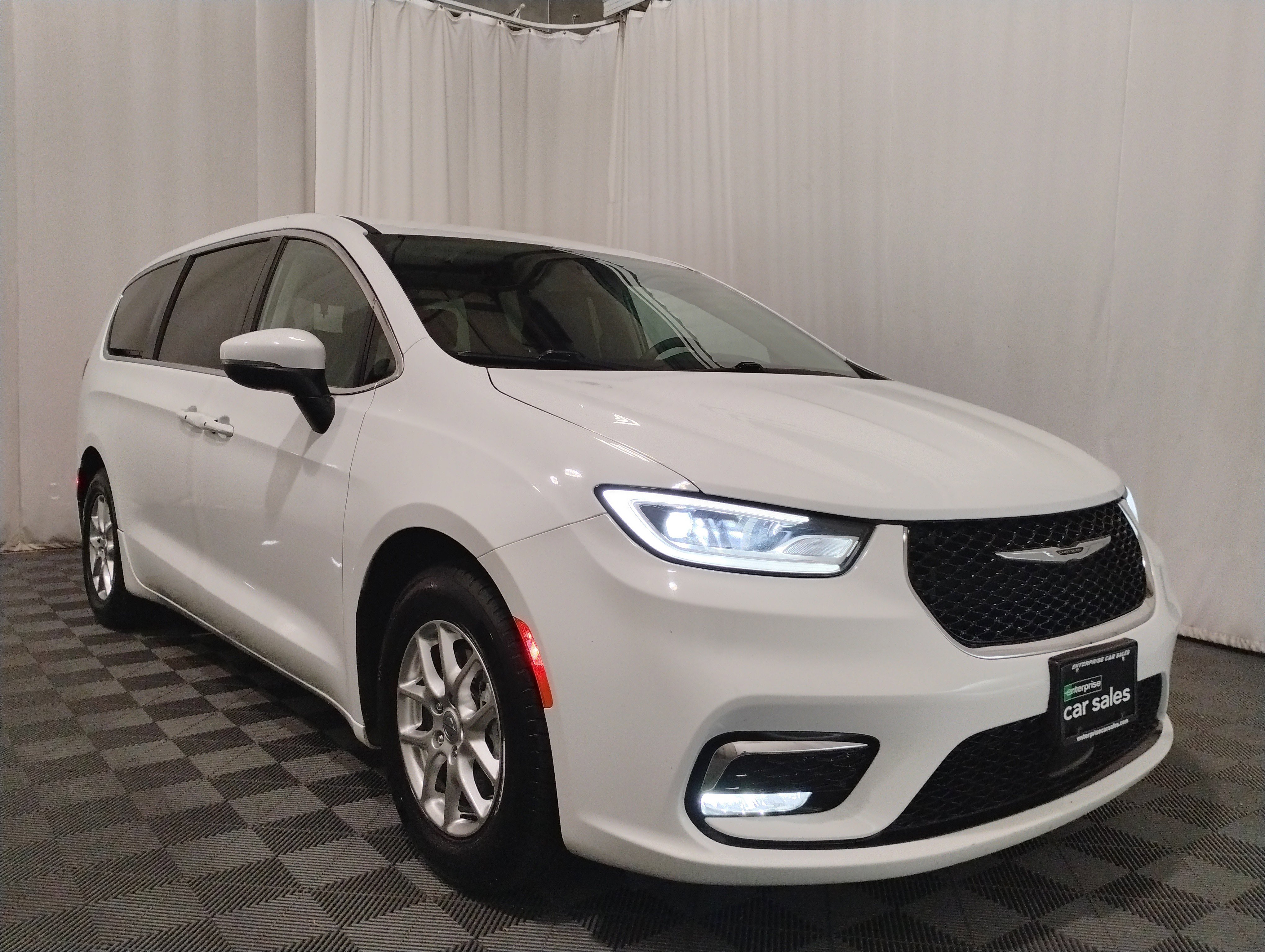 2023 Chrysler Pacifica Touring L FWD