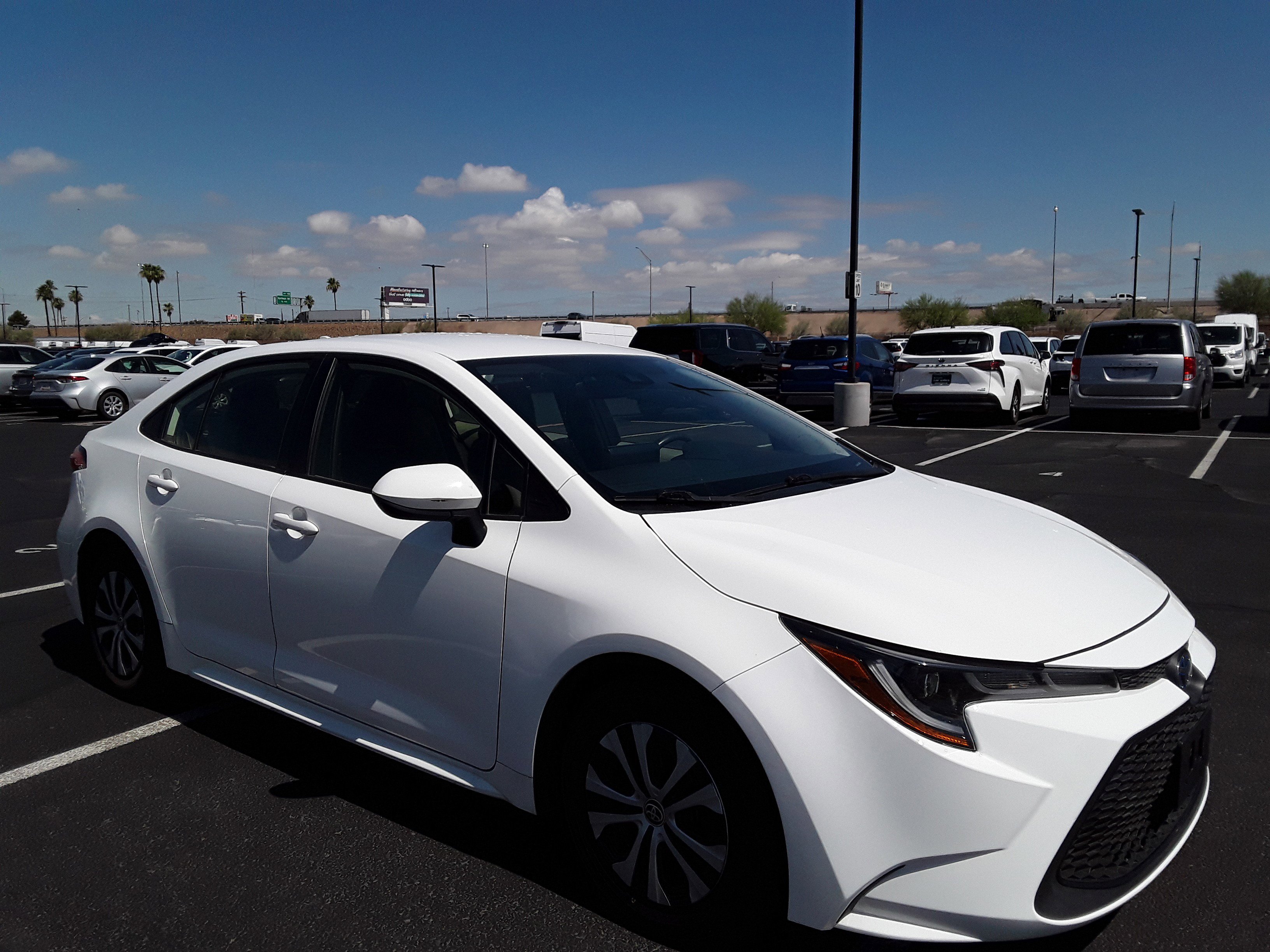 2022 Toyota Corolla Hybrid LE CVT