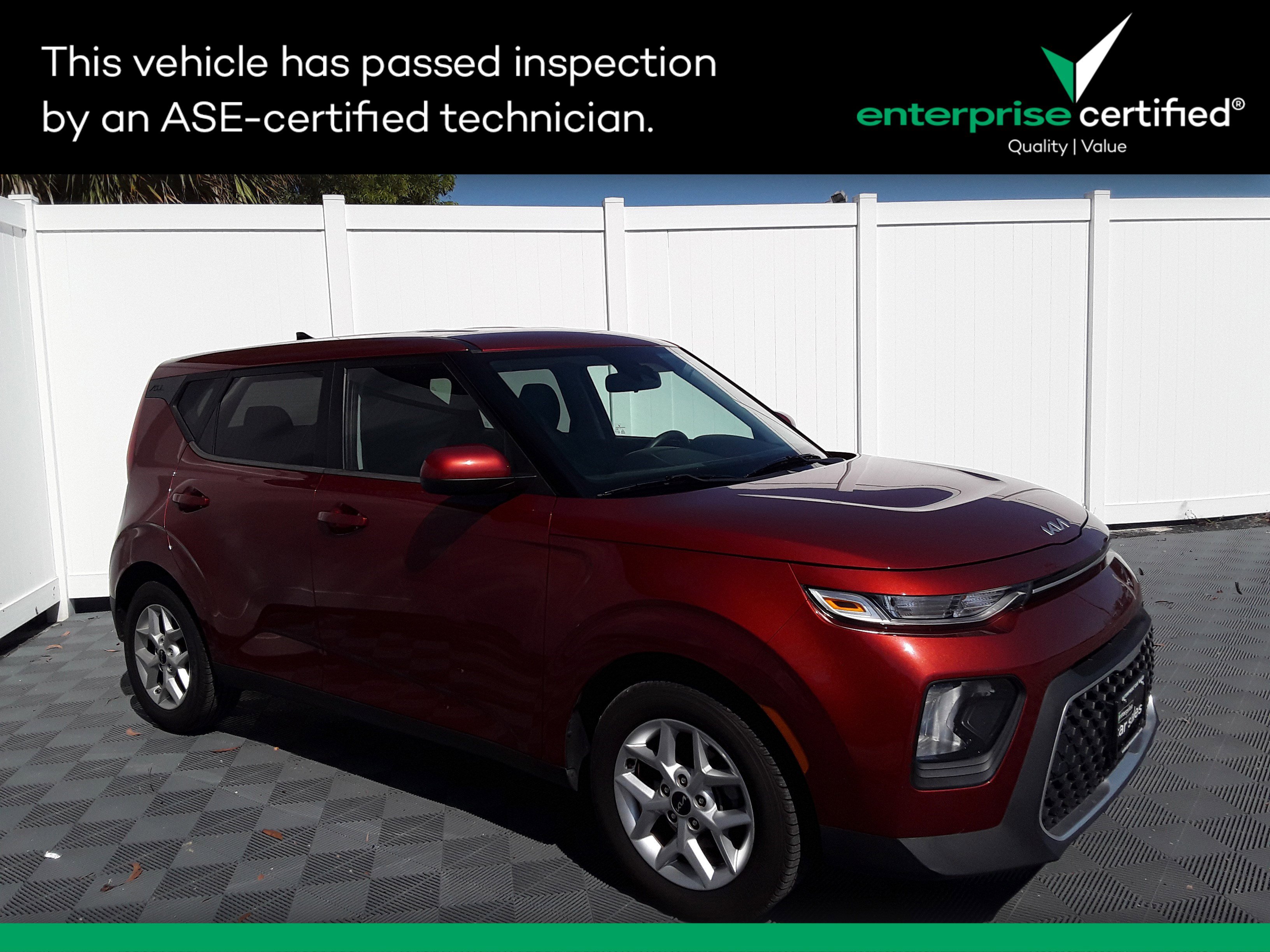 Used 2022 Kia Soul LX IVT