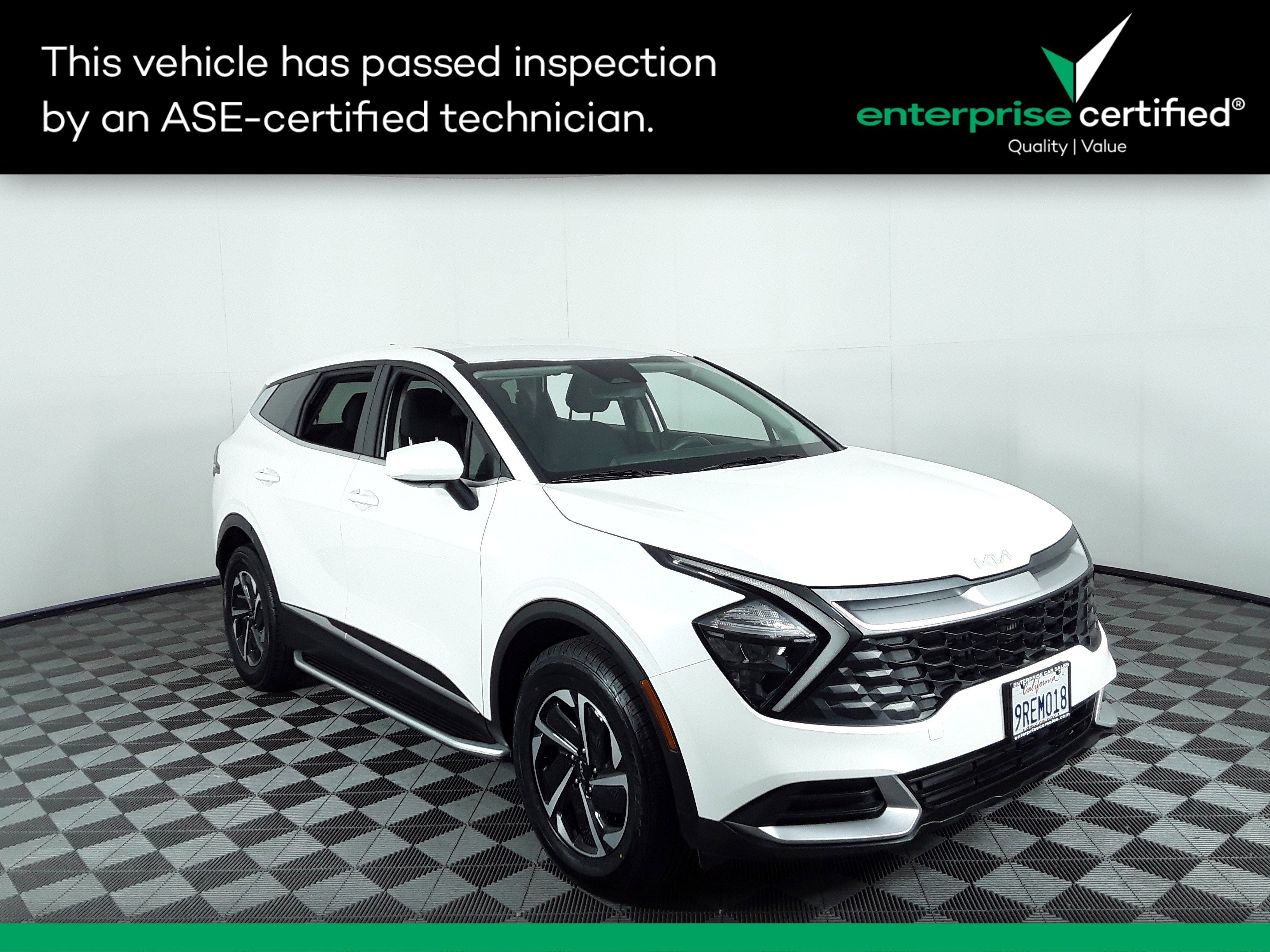 Used 2023 Kia Sportage Hybrid LX AWD