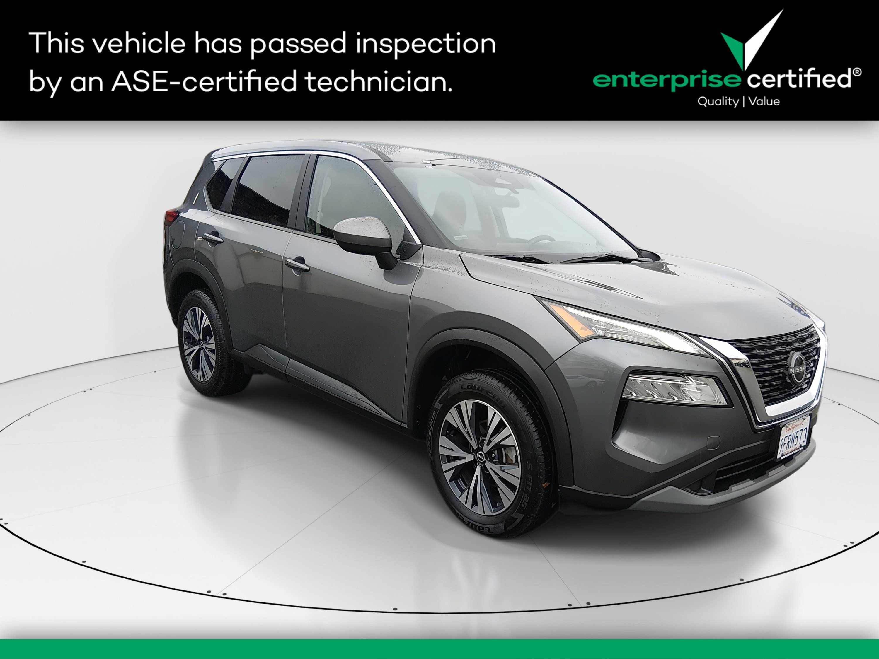 2023 Nissan Rogue SV's photo