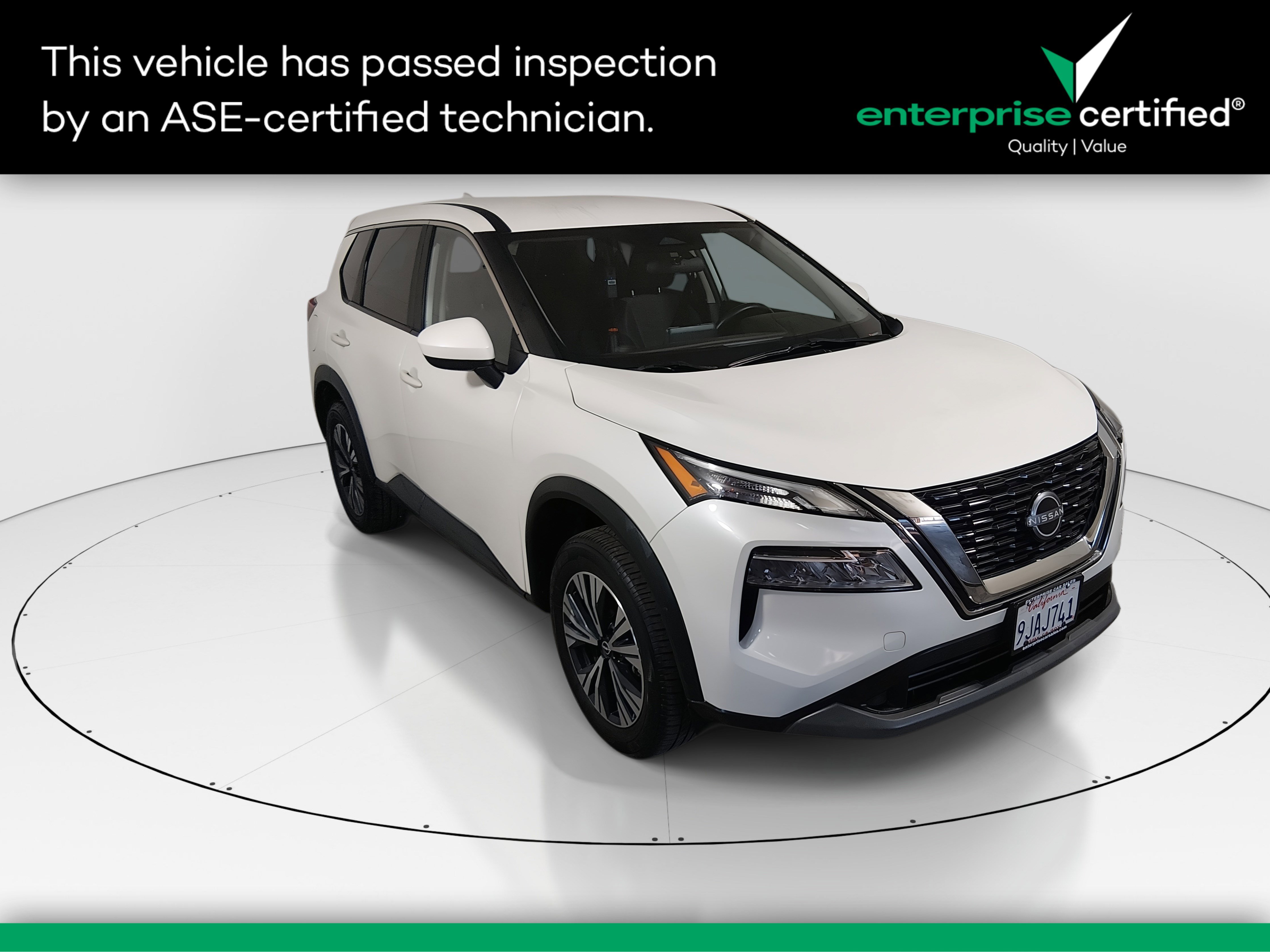 2023 Nissan Rogue SV's photo