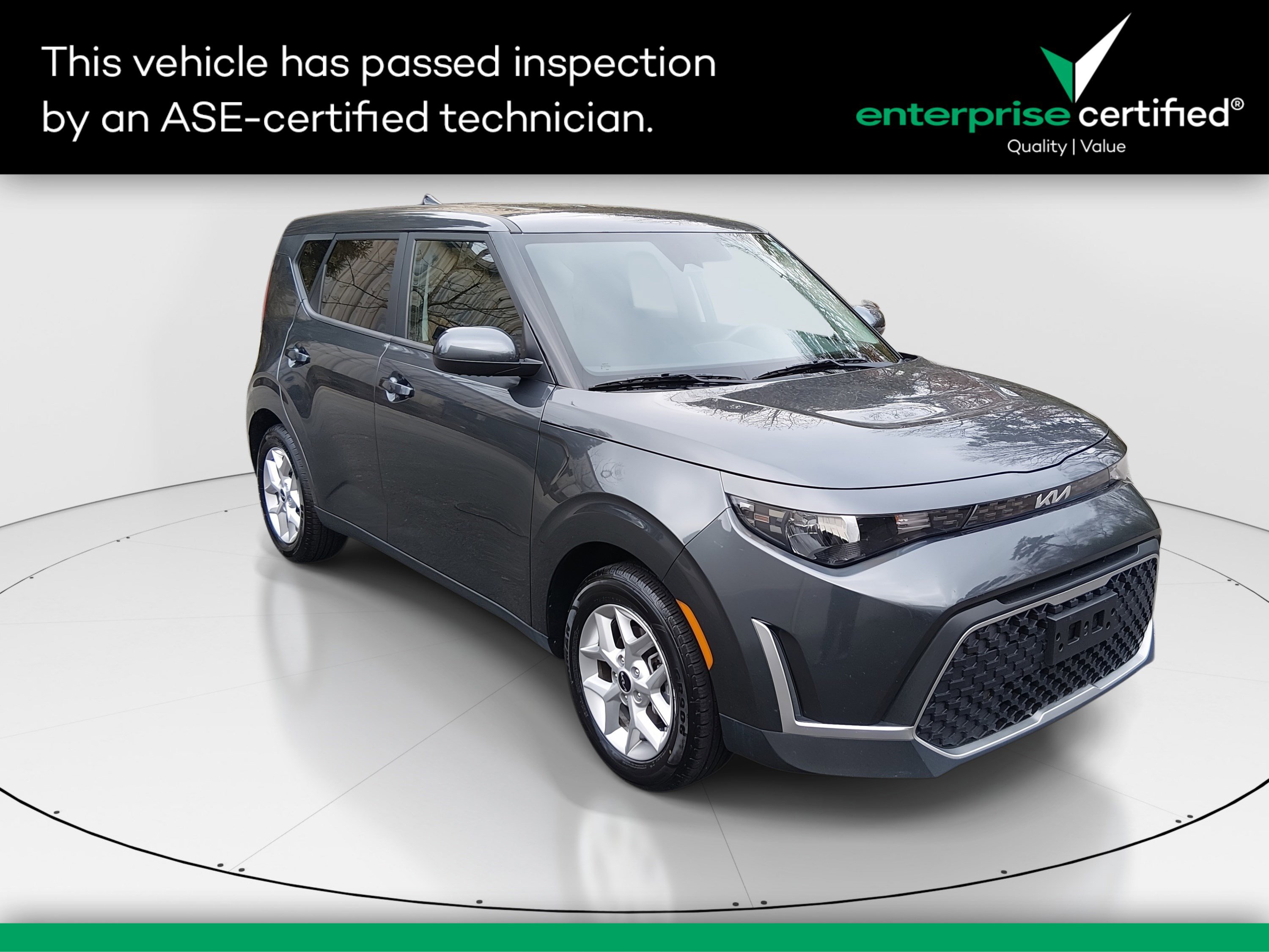 2024 Kia Soul LX's photo