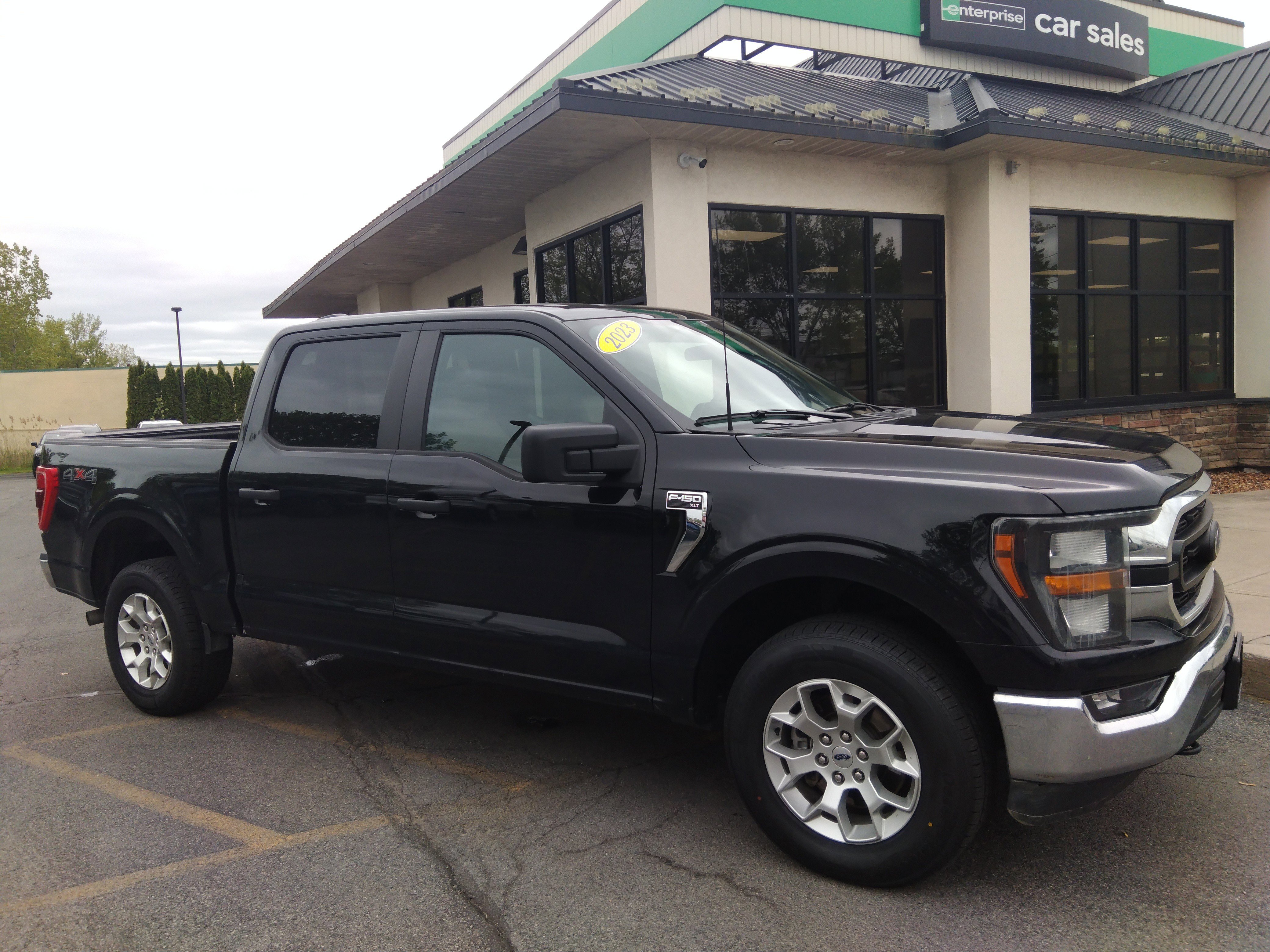 2023 Ford F-150 XLT 4WD SuperCrew 5.5' Box
