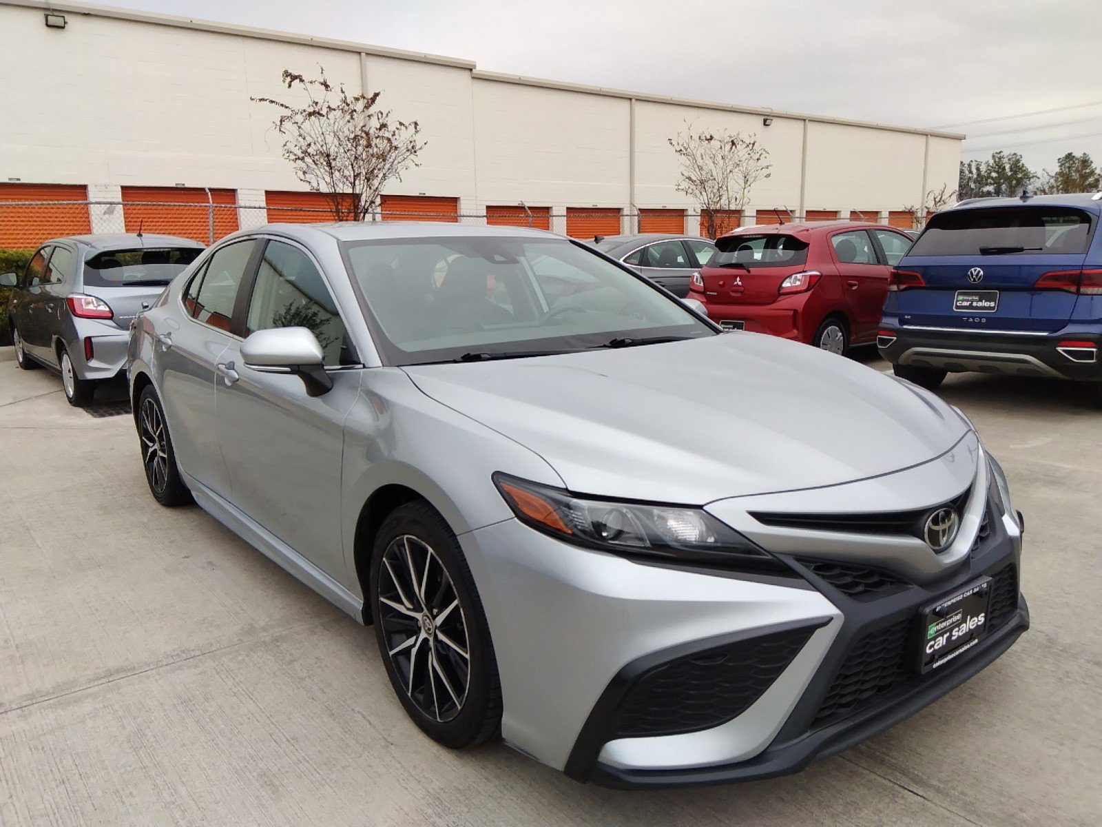 2022 Toyota Camry SE Auto