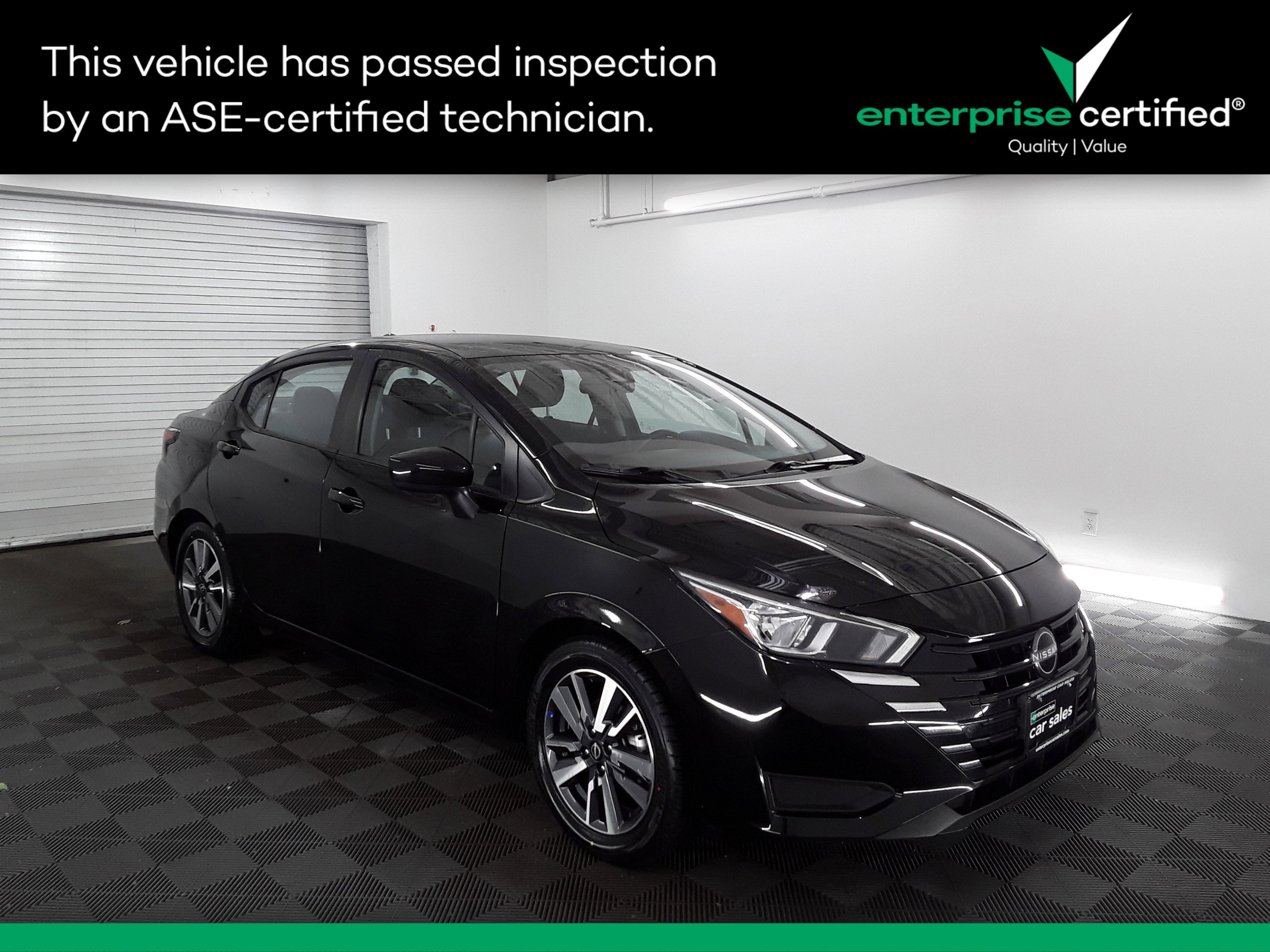 2023 Nissan Versa SV CVT