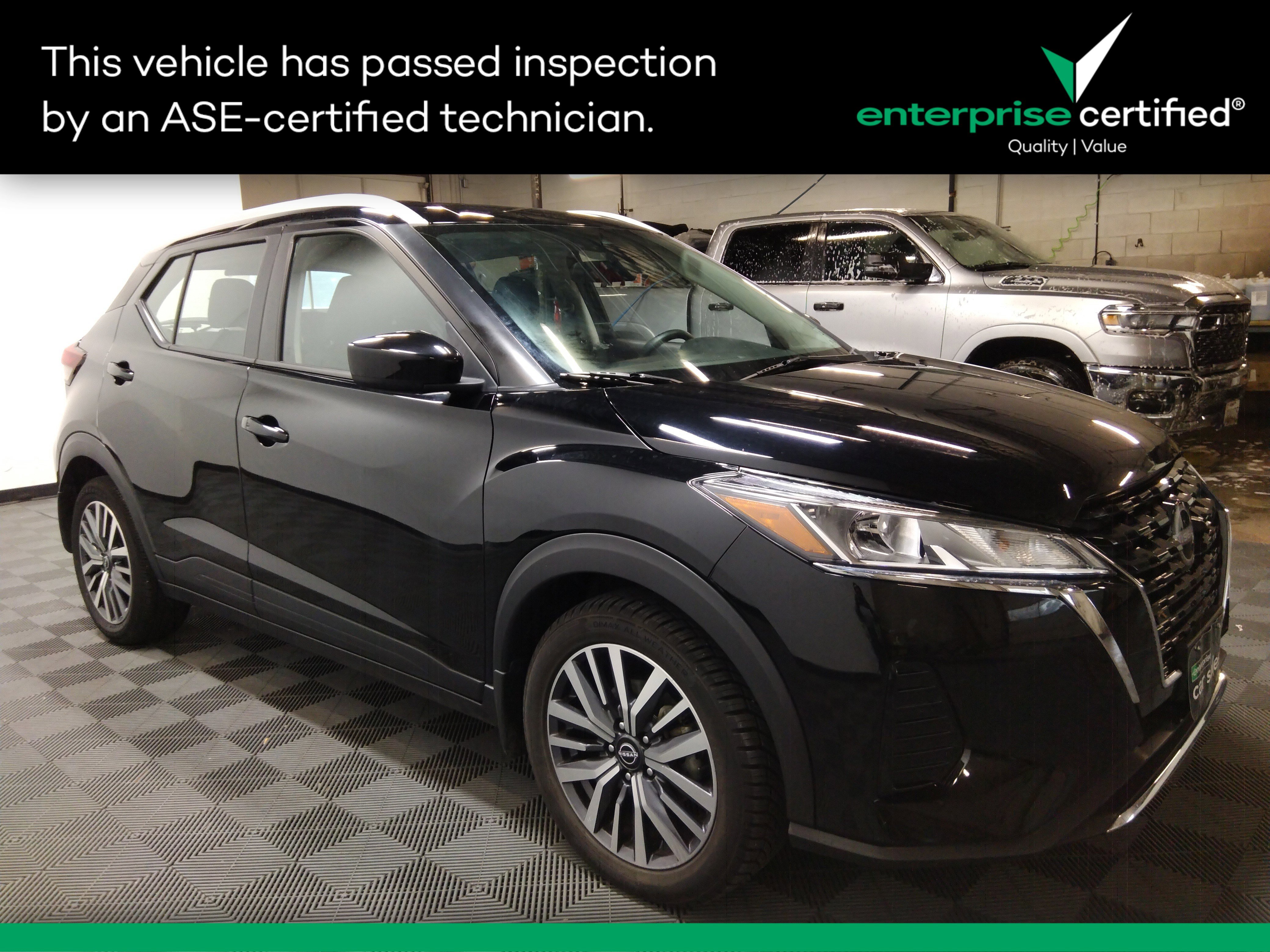 Used 2023 Nissan Kicks SV FWD