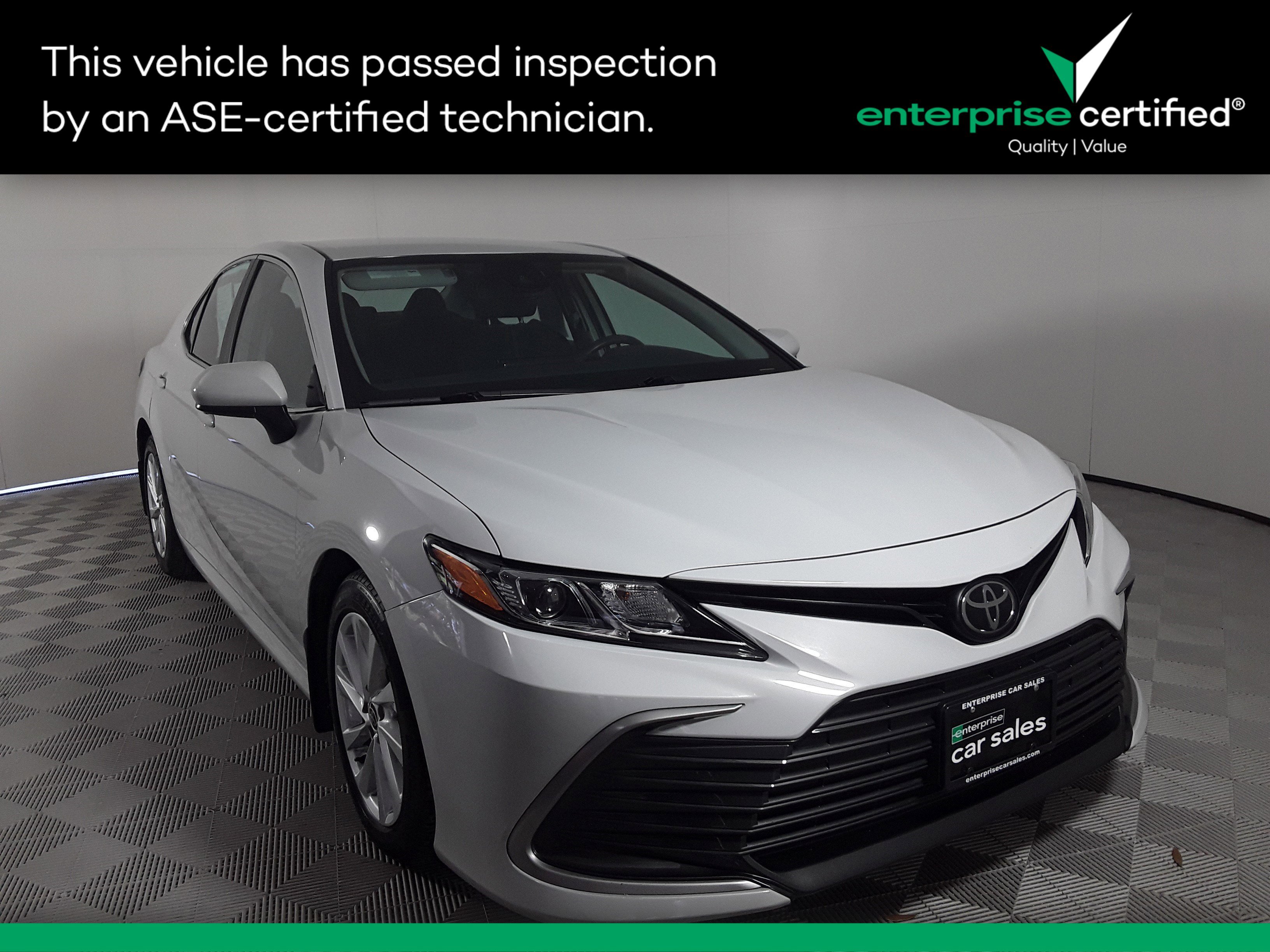 2023 Toyota Camry LE Auto