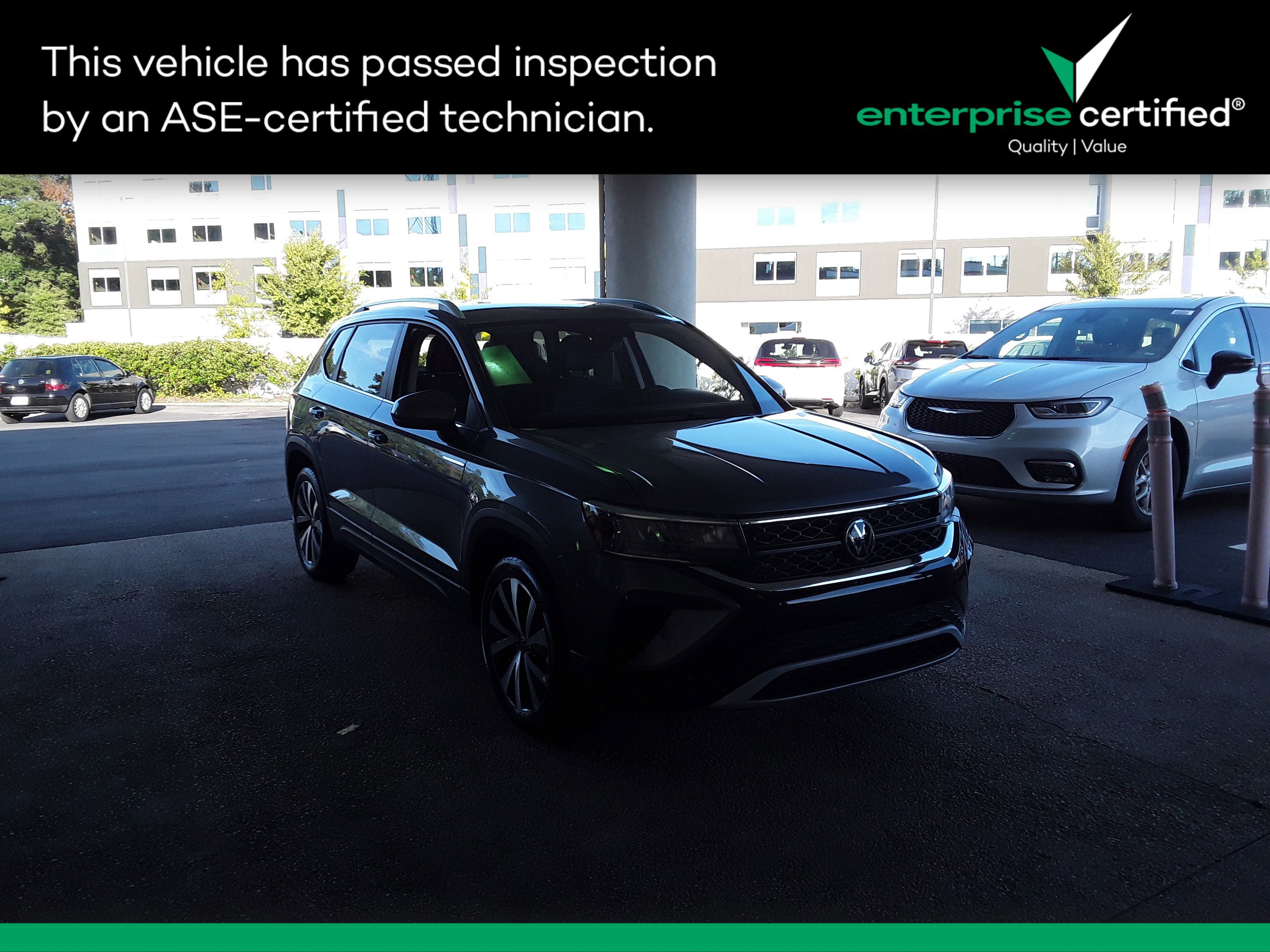 Used 2024 Volkswagen Taos SE FWD