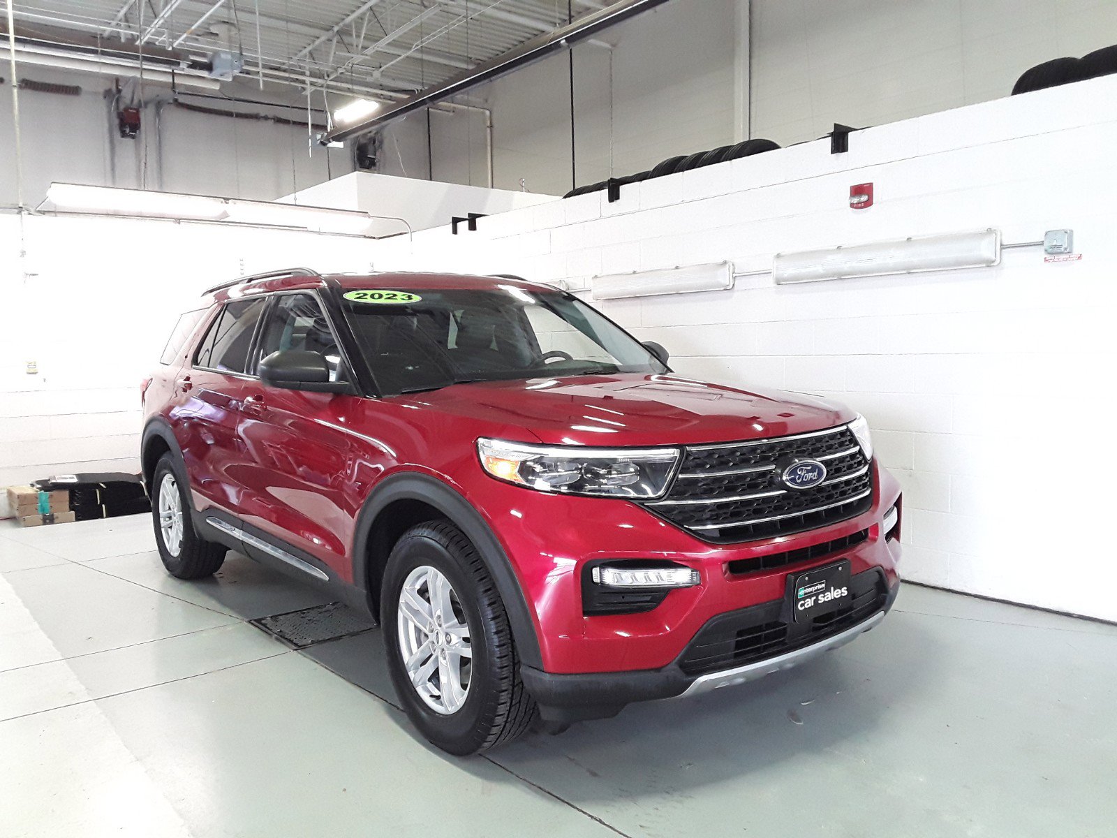 2023 Ford Explorer XLT 4WD