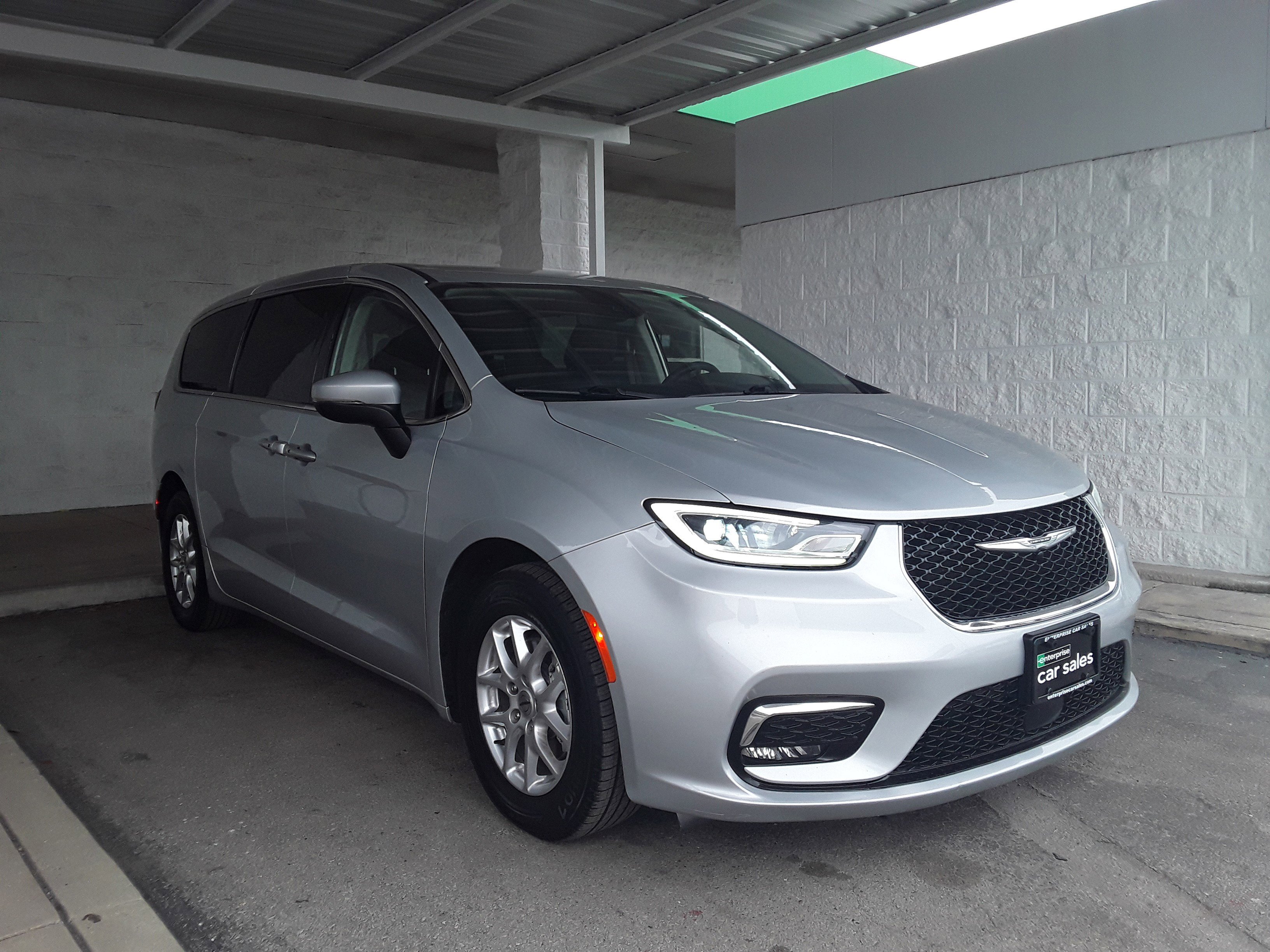 2023 Chrysler Pacifica Touring L FWD