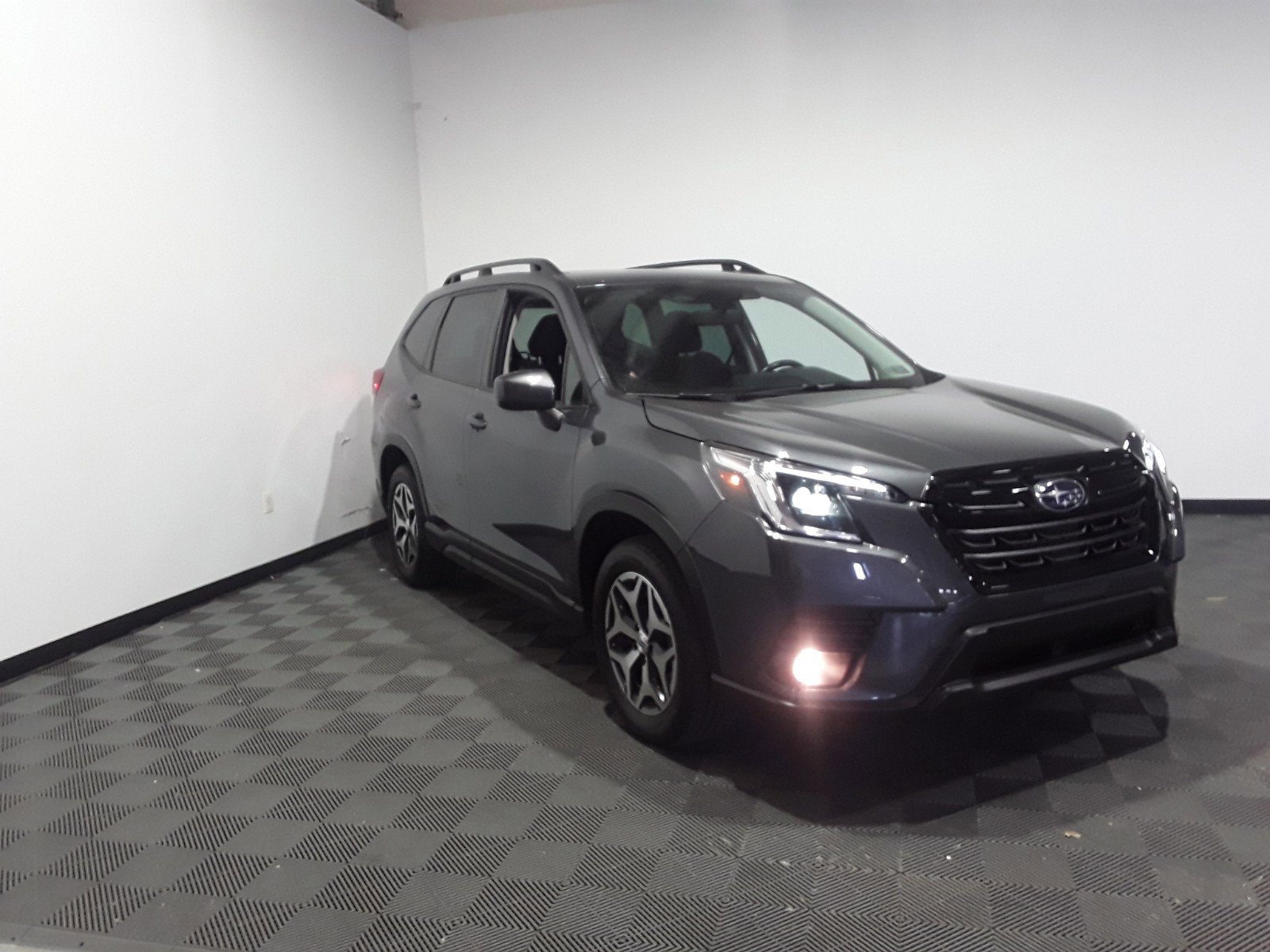 2022 Subaru Forester Premium CVT