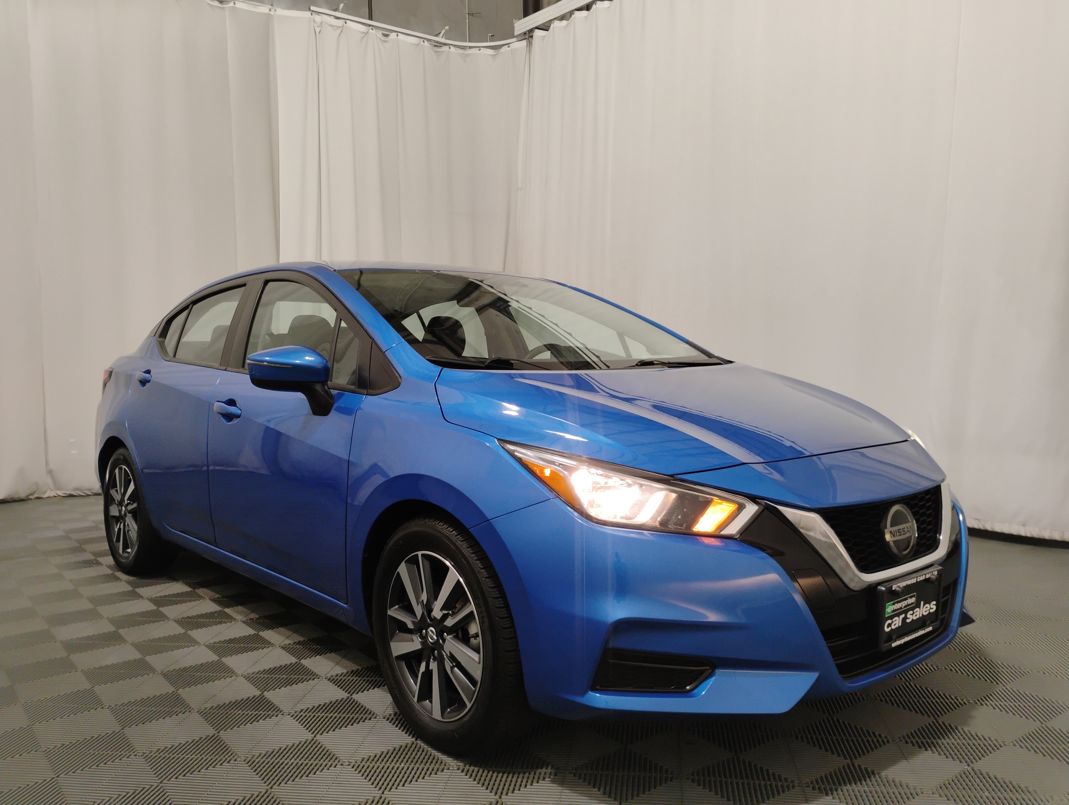 Used 2021 Nissan Versa SV CVT