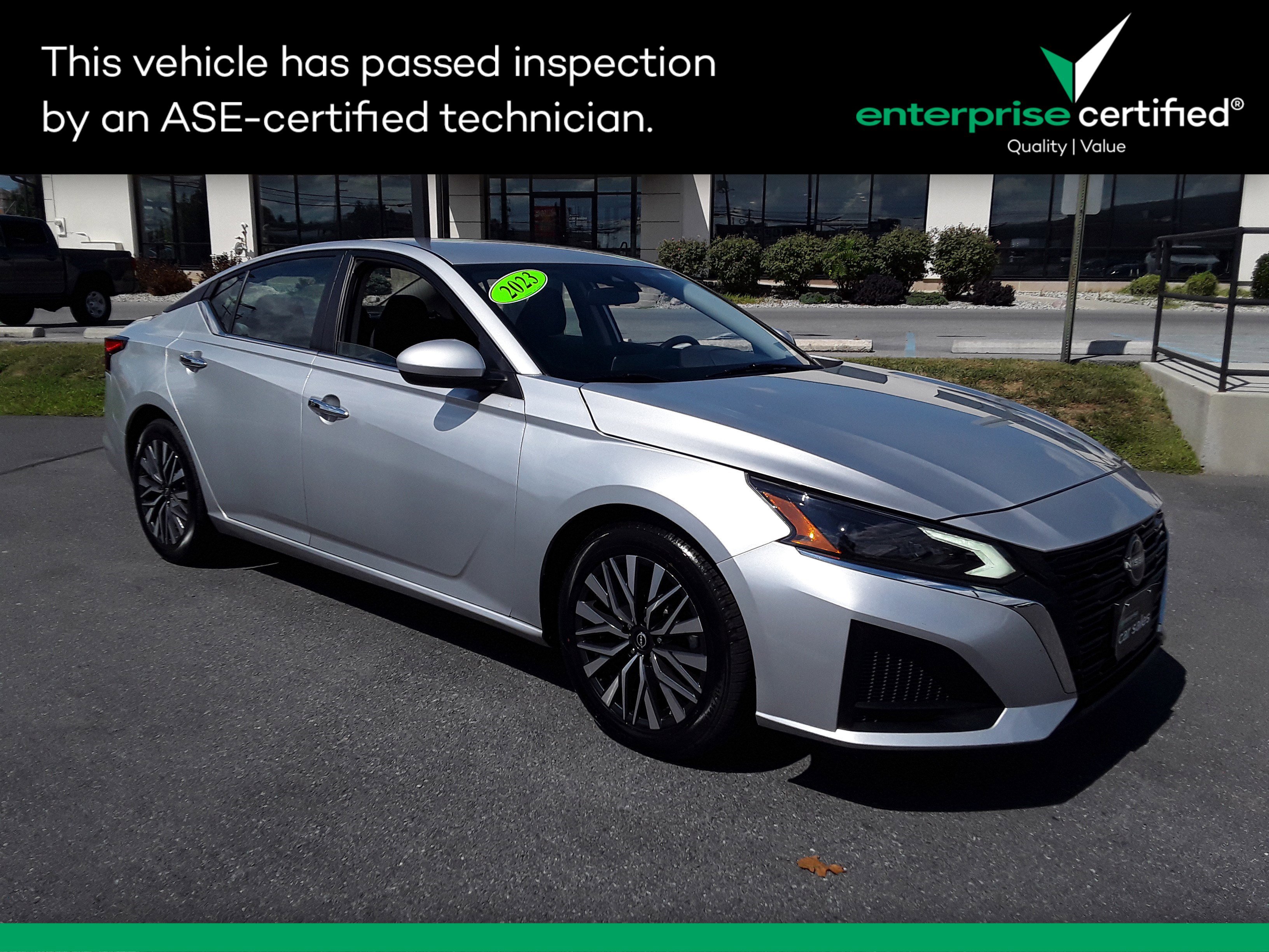 Used 2023 Nissan Altima 2.5 SV Sedan