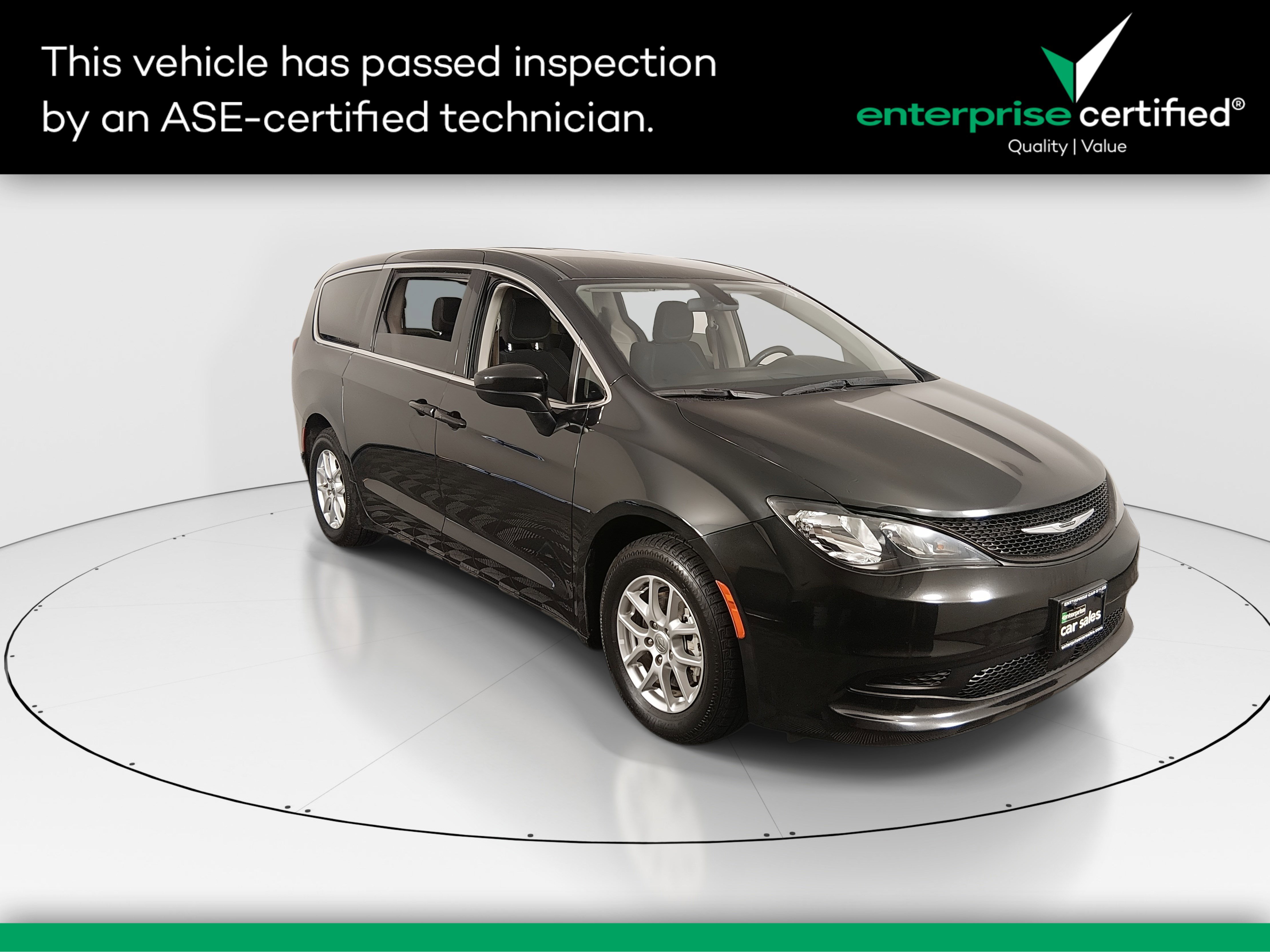 Used 2022 Chrysler Voyager LX FWD