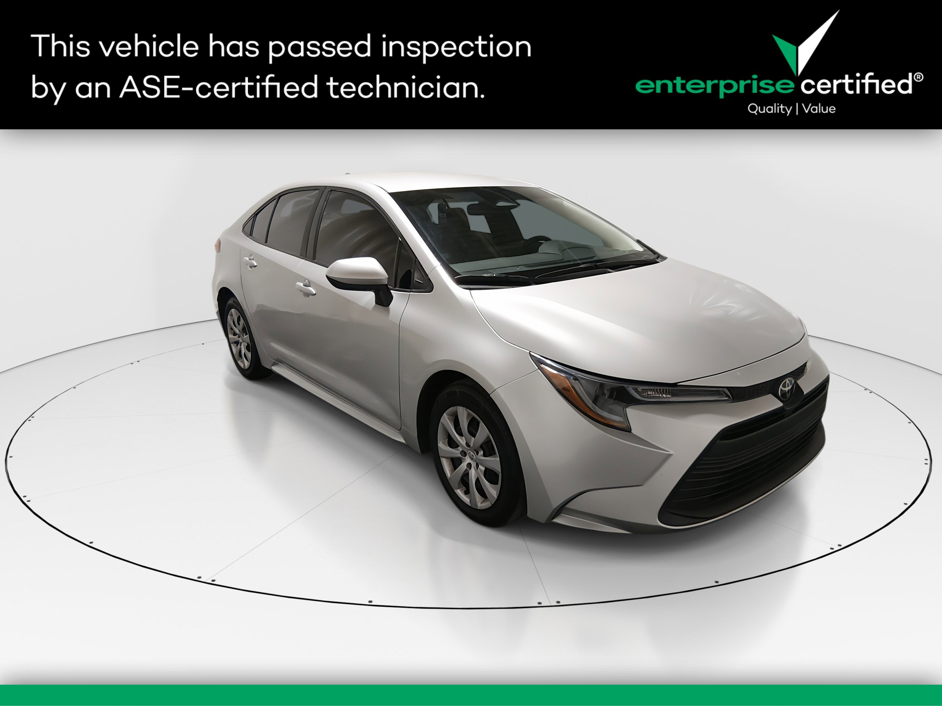 2023 Toyota Corolla LE's photo