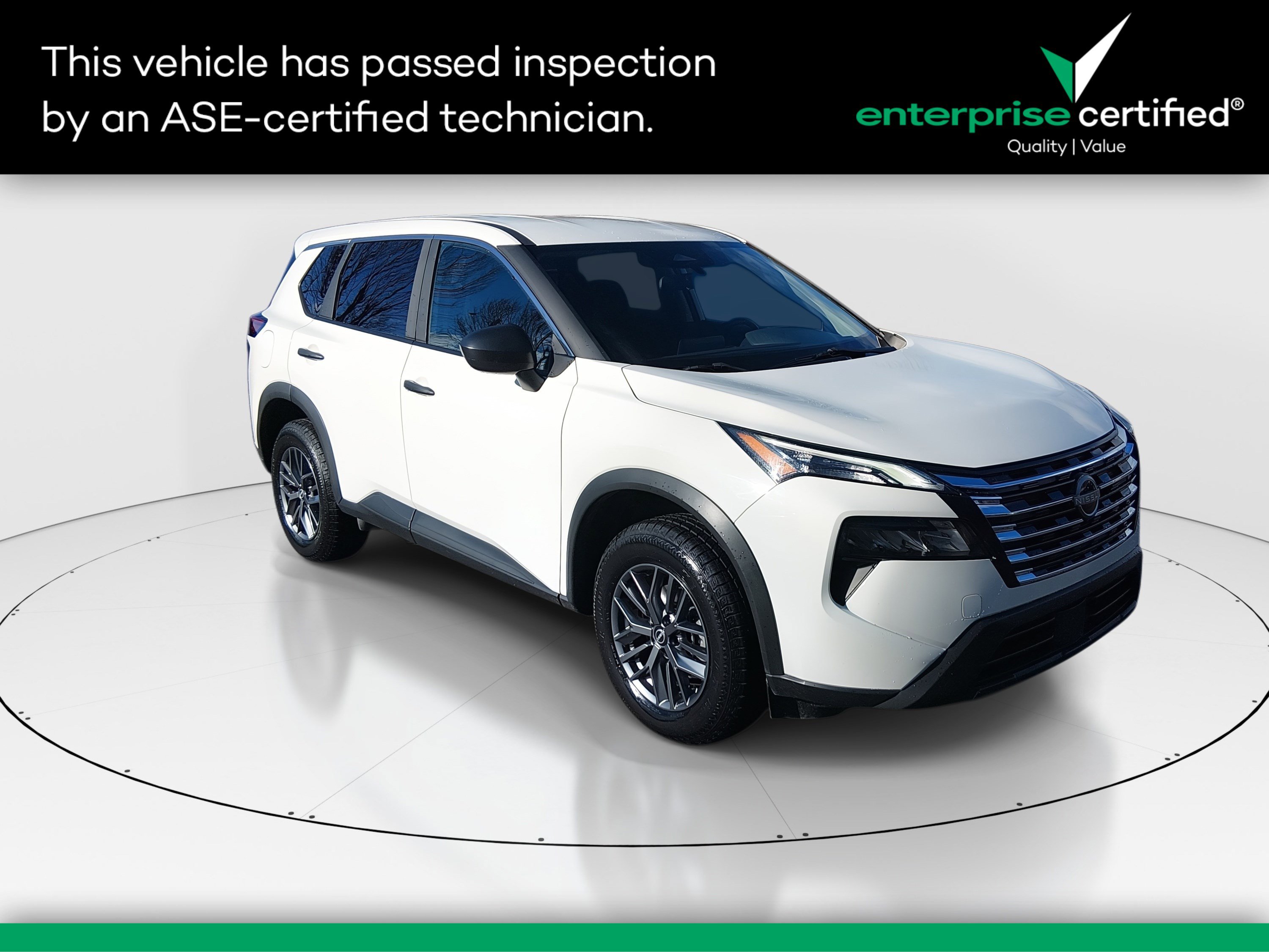 2024 Nissan Rogue S's photo