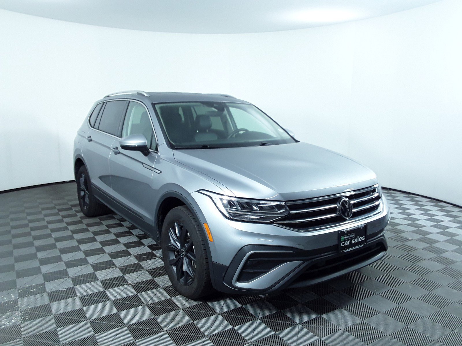 2024 Volkswagen Tiguan SE 2.0T FWD