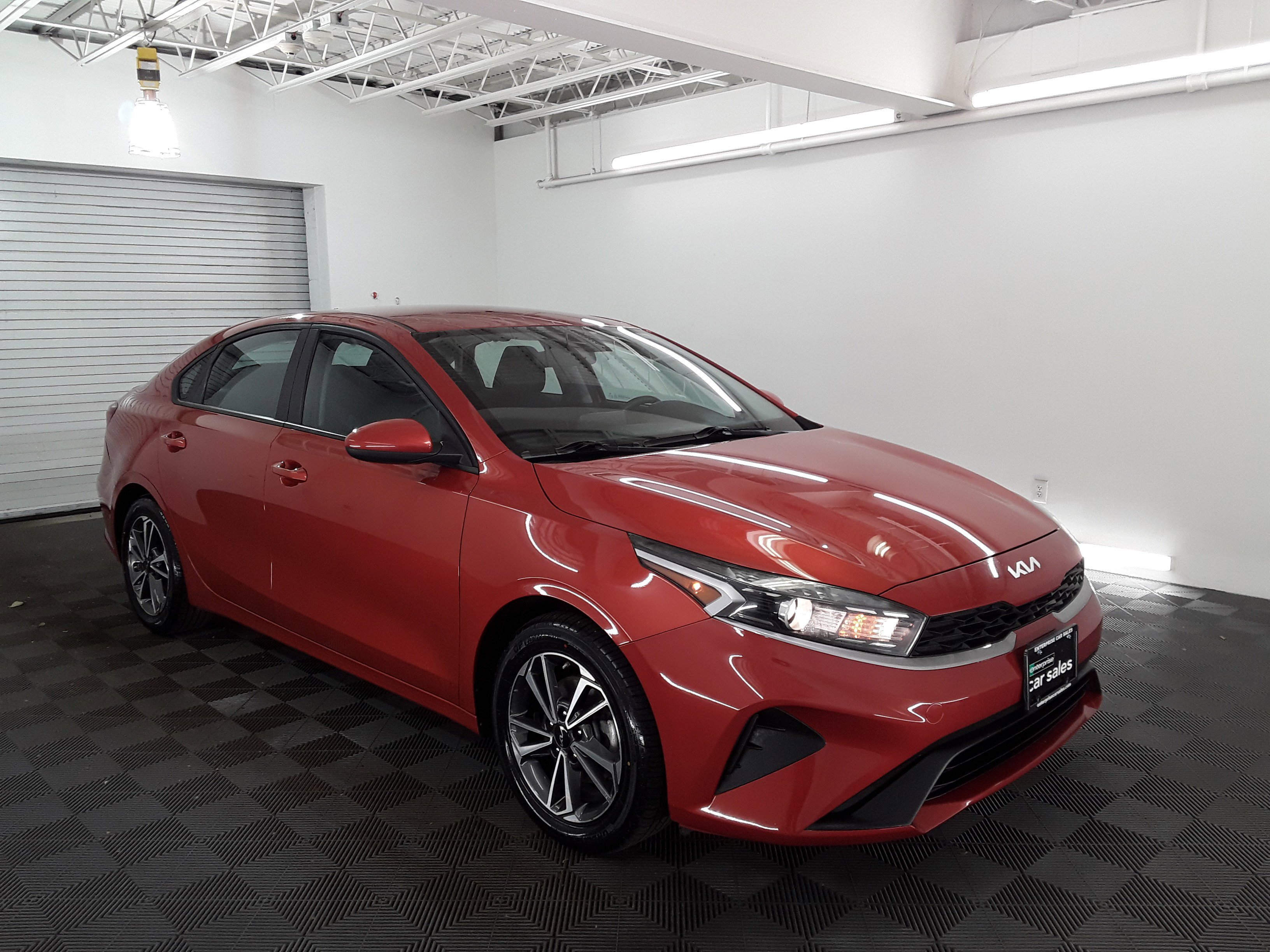 2023 Kia Forte LXS IVT