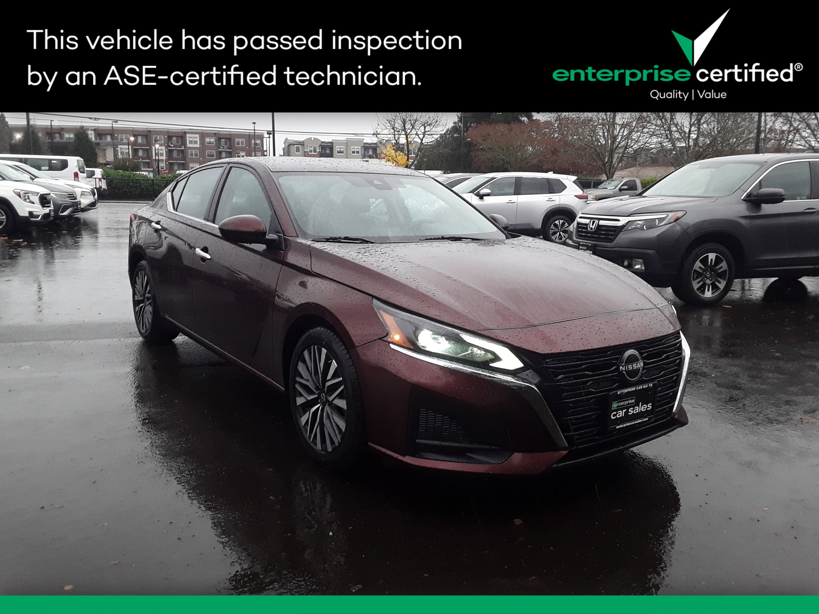 2023 Nissan Altima SV's photo