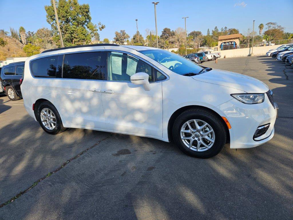 2022 Chrysler Pacifica Touring L FWD