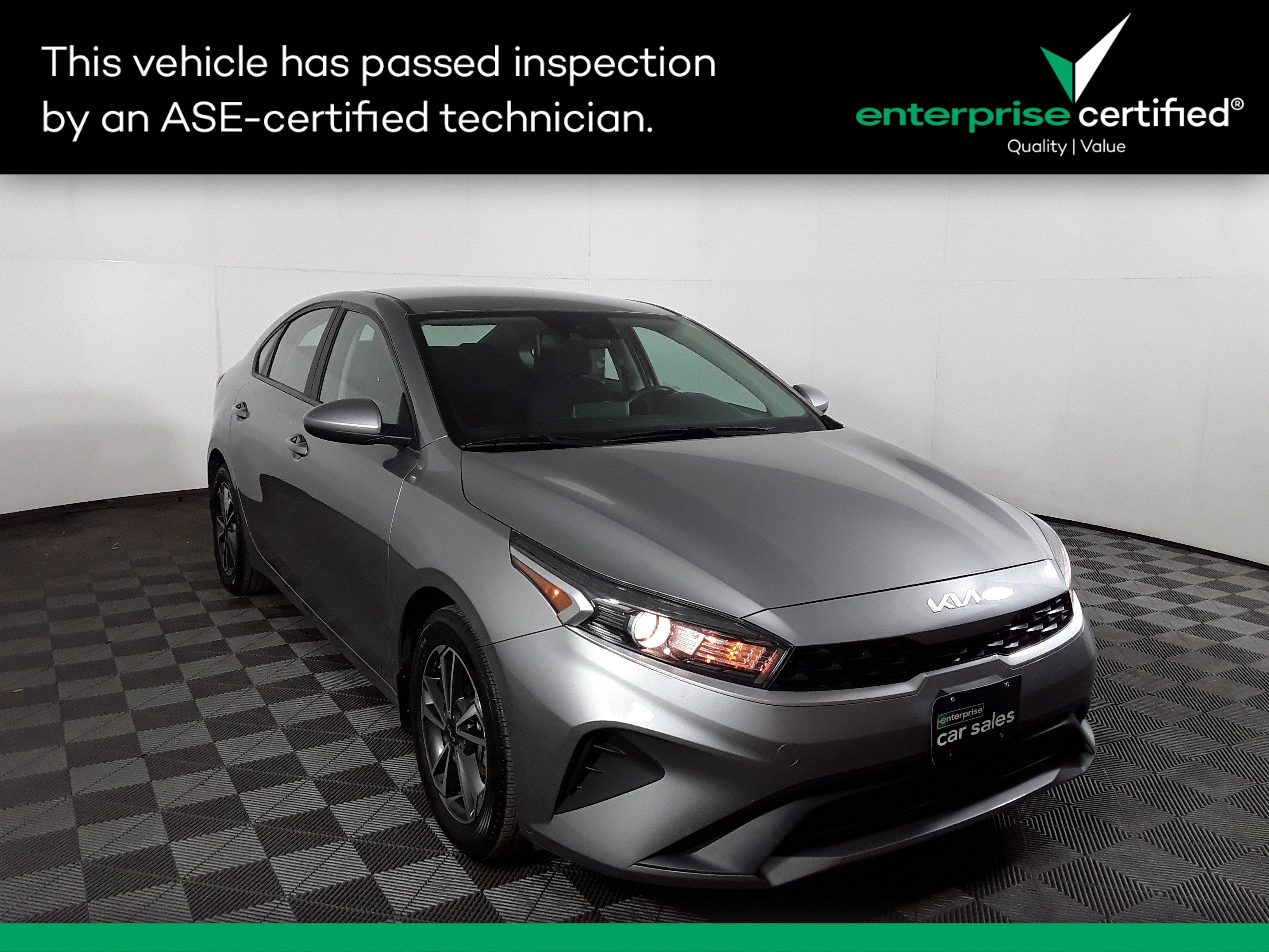 2023 Kia Forte LXS IVT