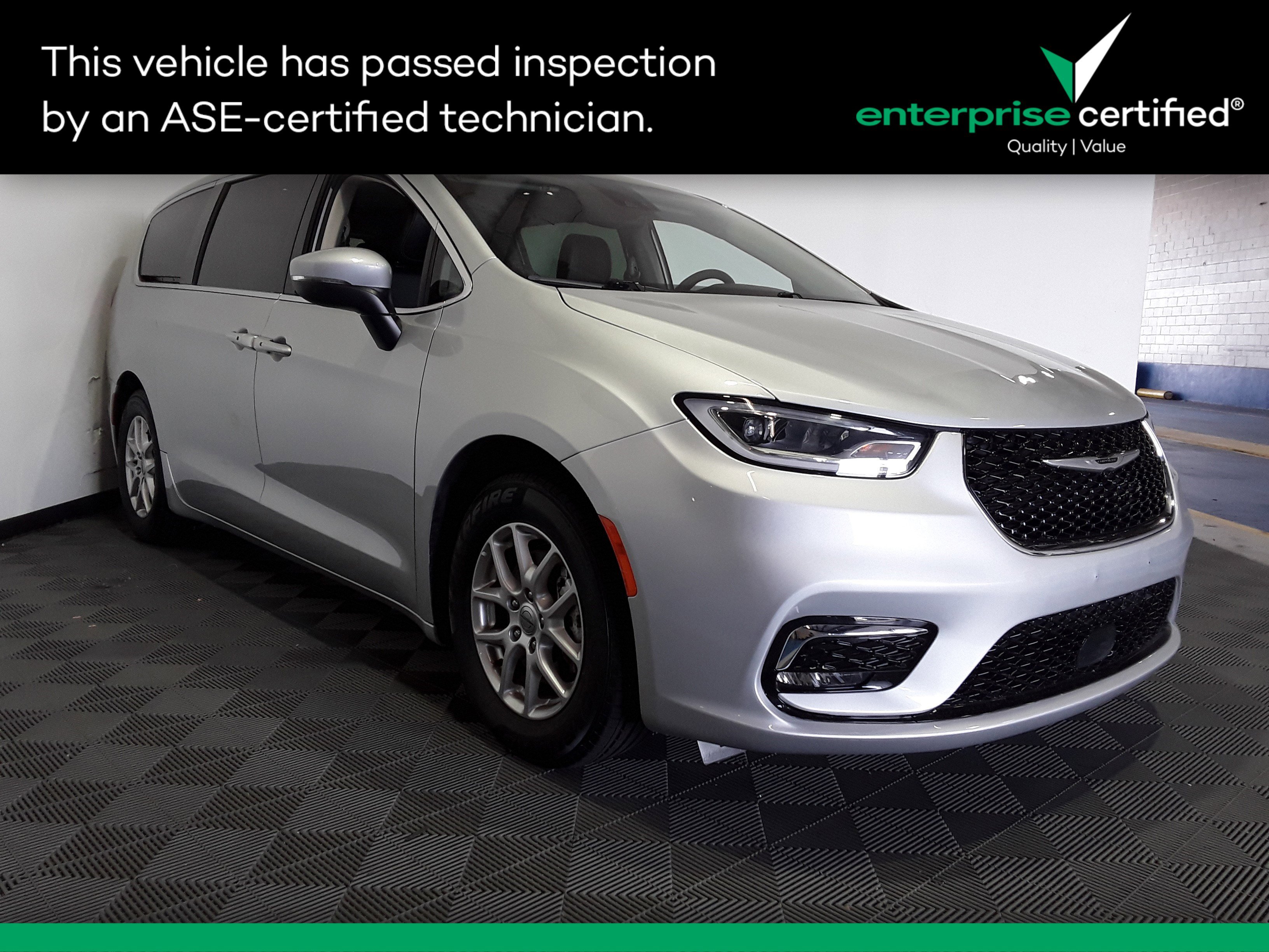 2023 Chrysler Pacifica Touring L FWD