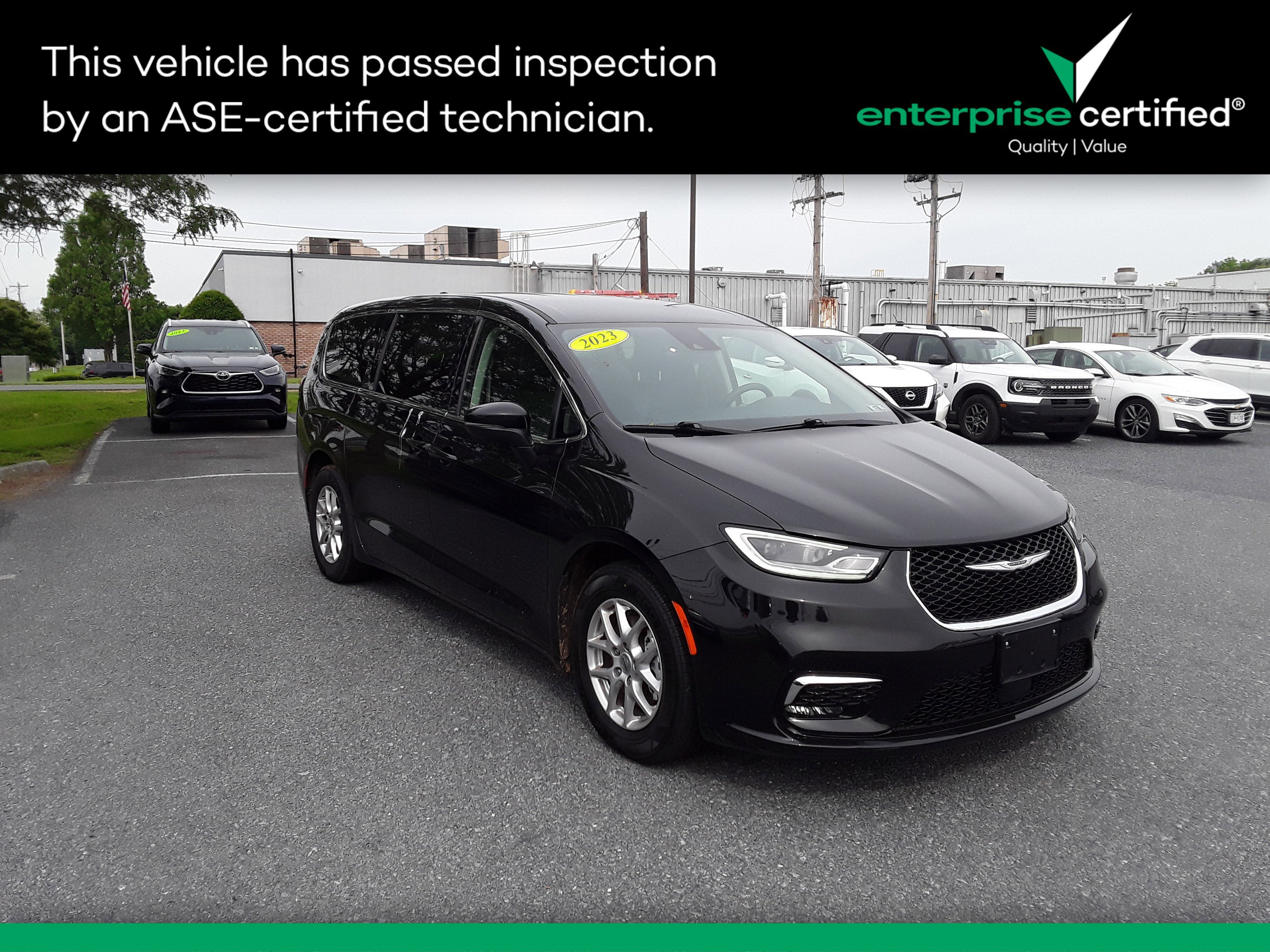 2023 Chrysler Pacifica Touring L FWD