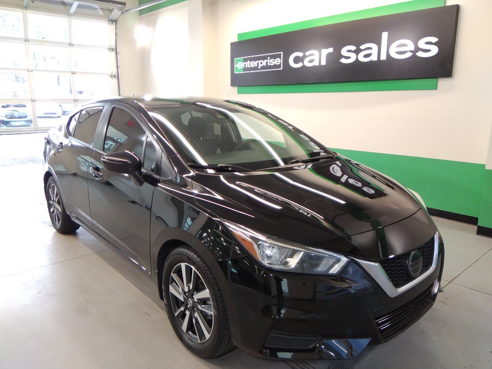 2021 Nissan Versa SV CVT