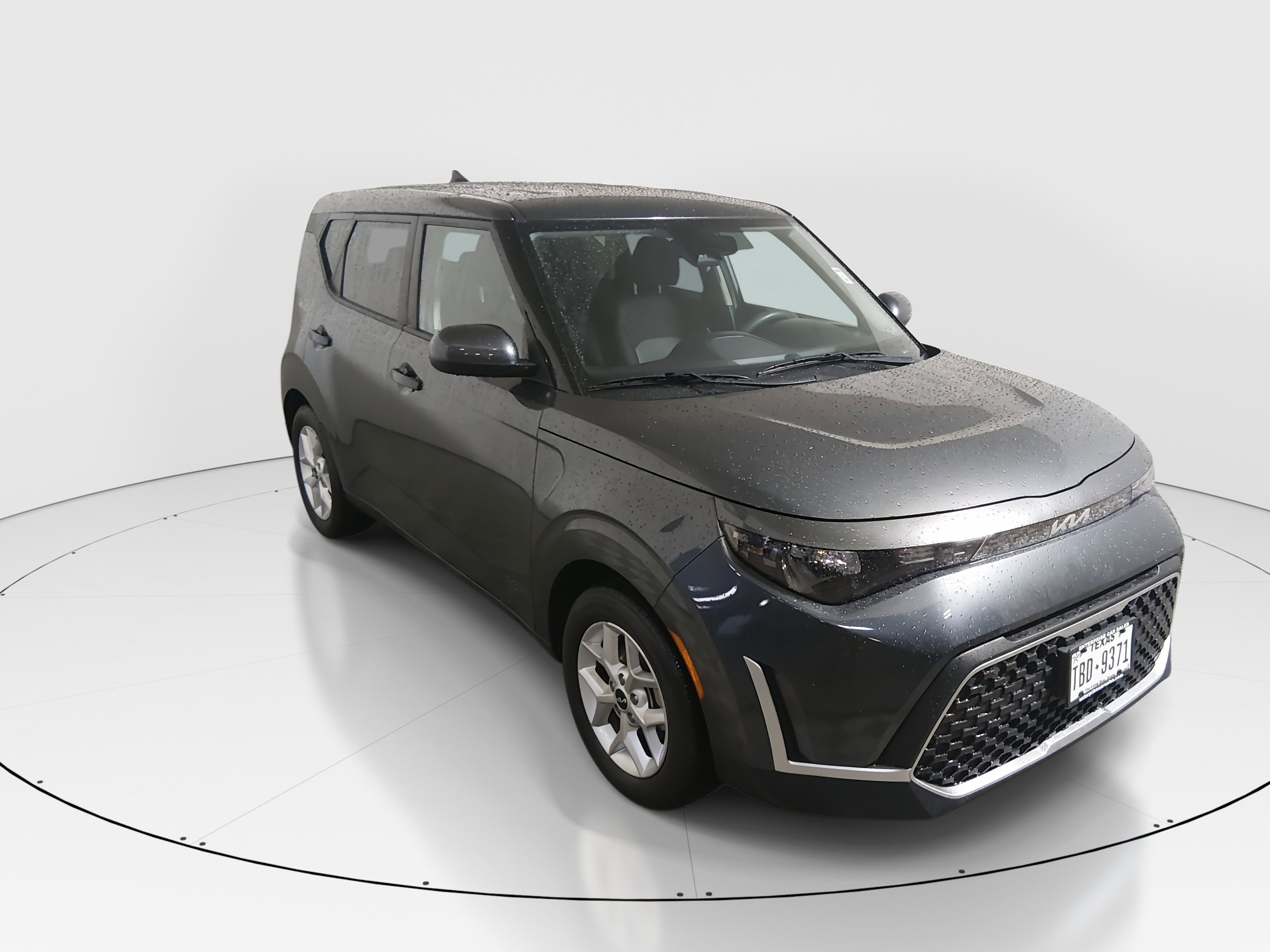 2023 Kia Soul LX's photo