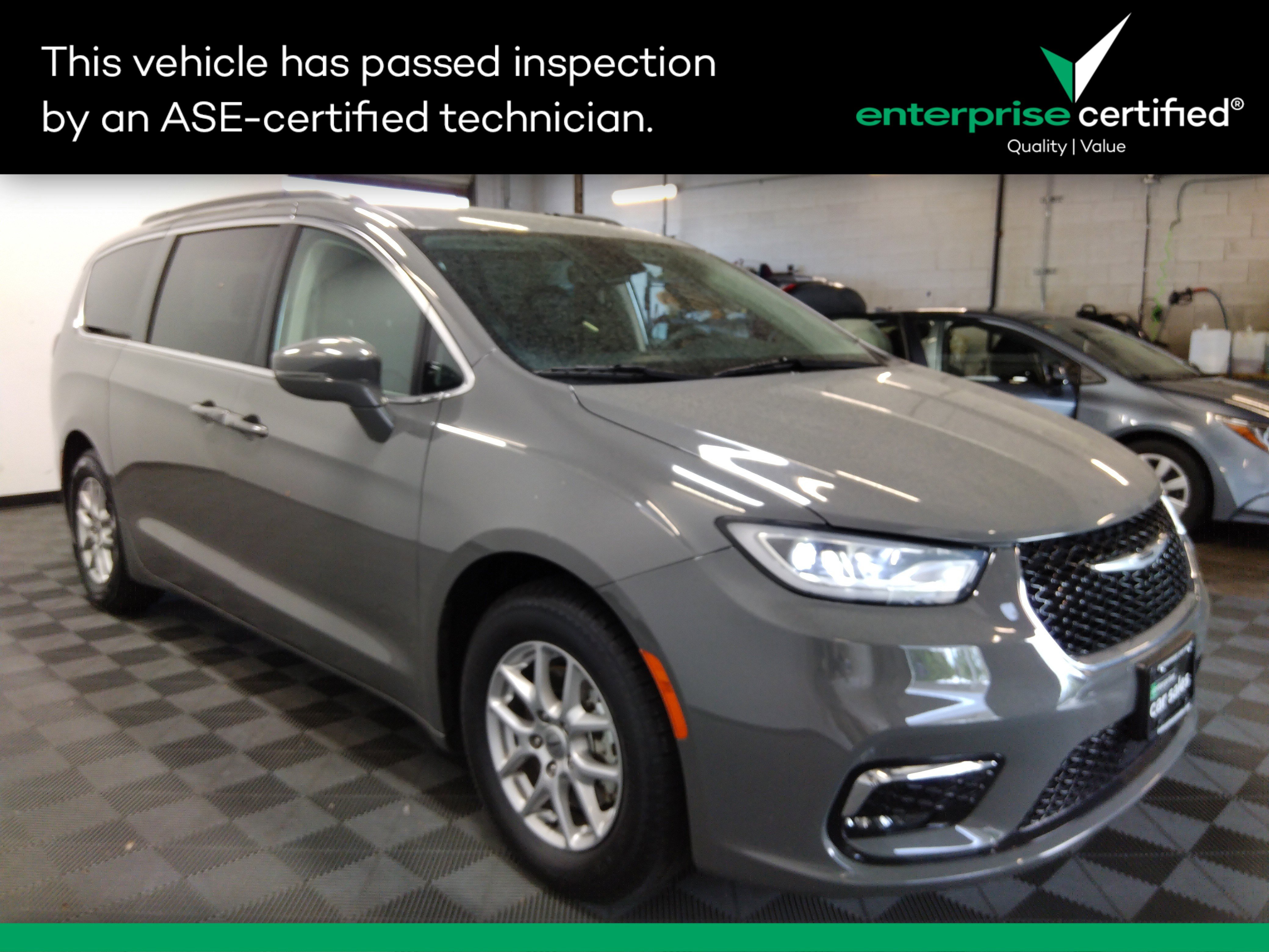 2022 Chrysler Pacifica Touring L FWD