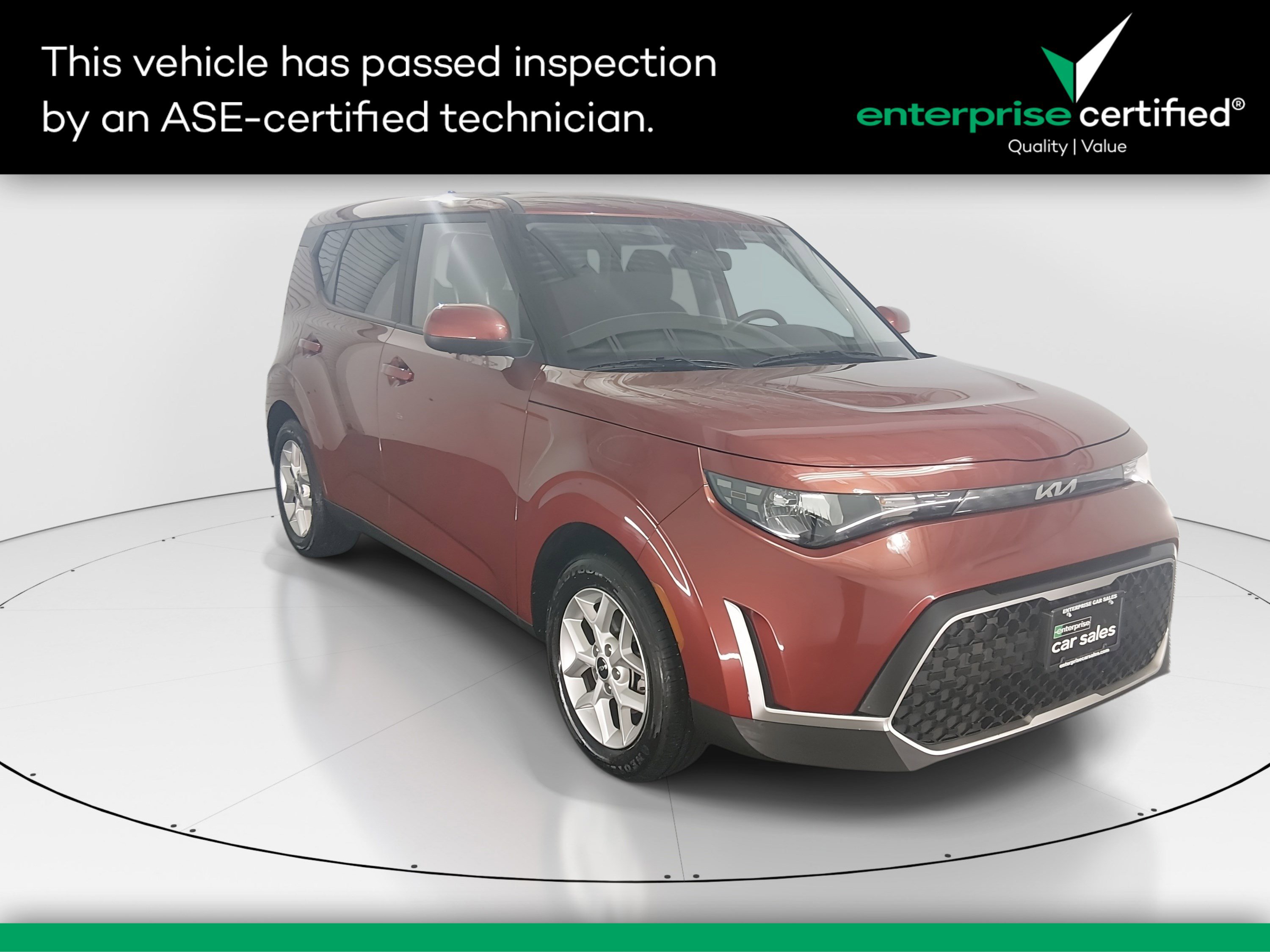 2023 Kia Soul LX's photo