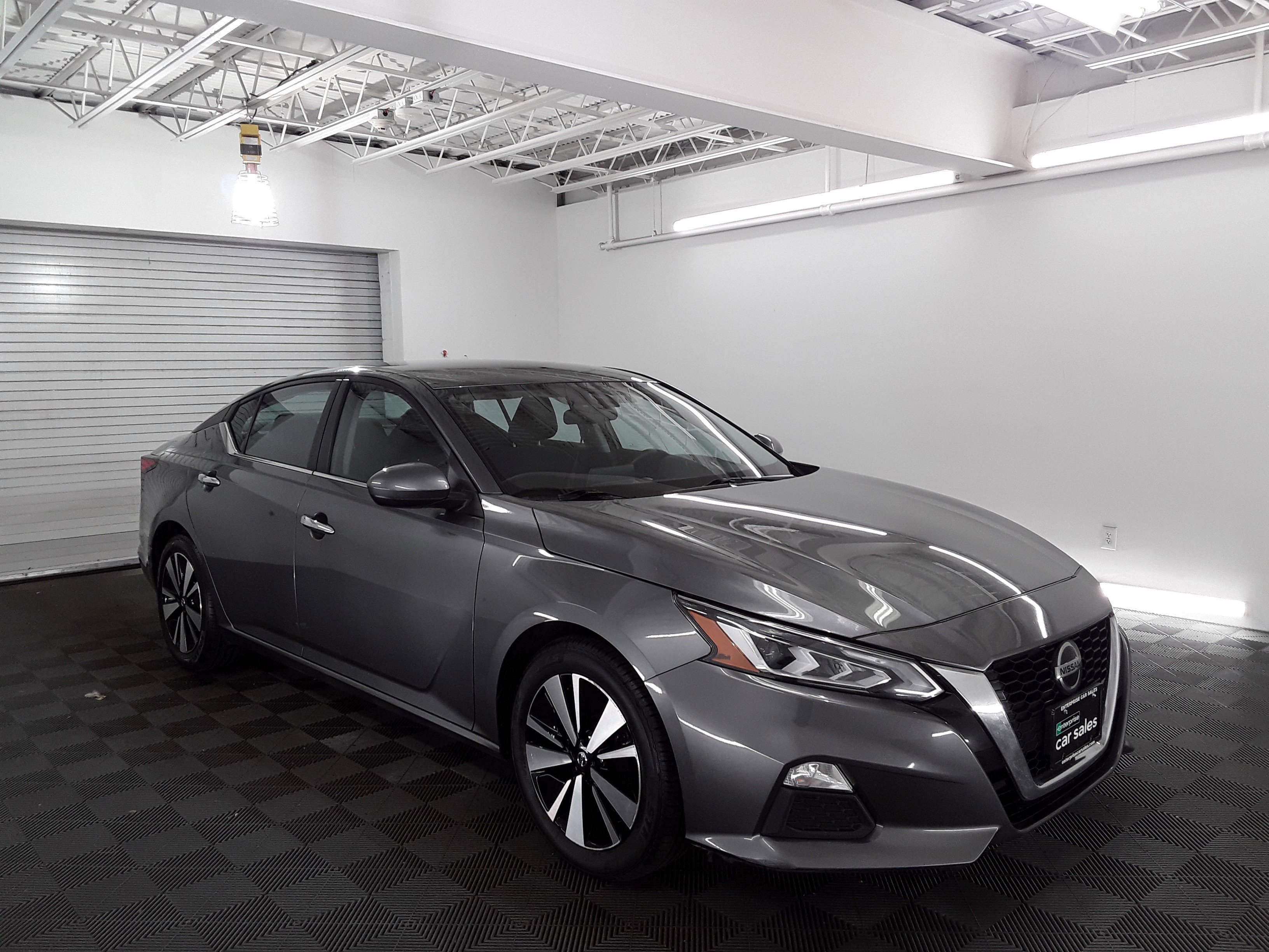 2022 Nissan Altima 2.5 SV Sedan