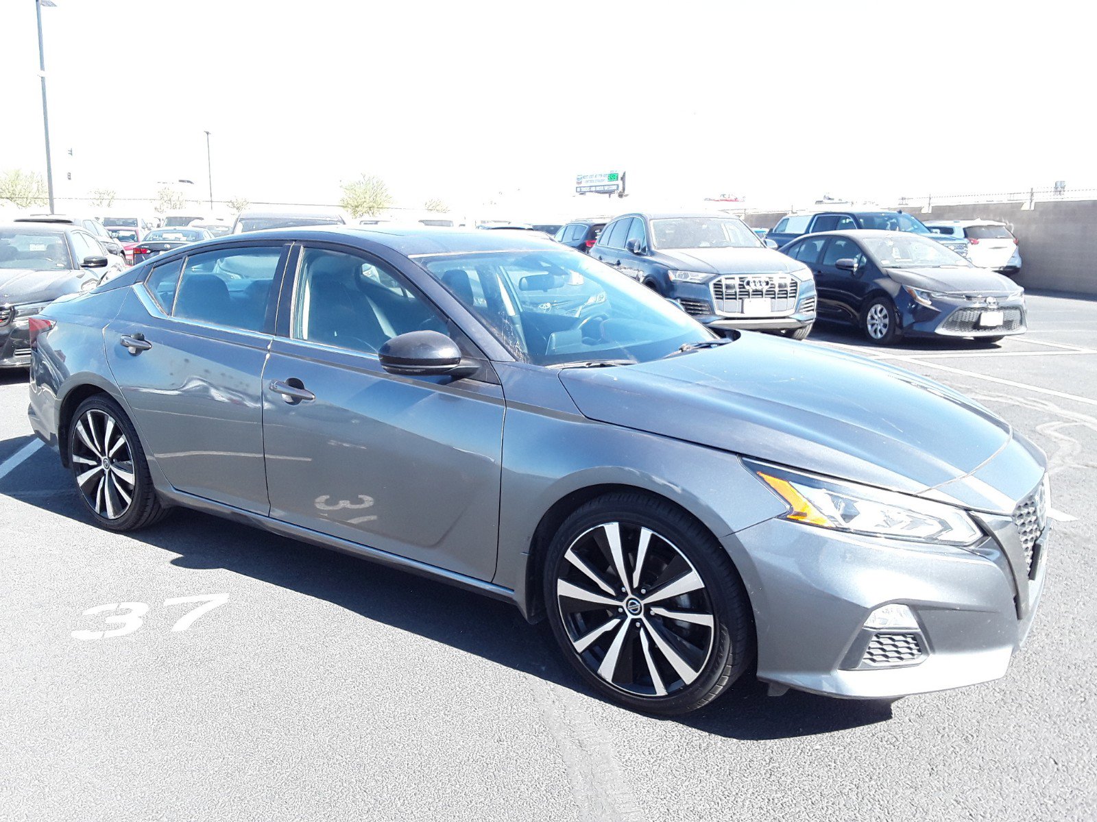 2022 Nissan Altima 2.0 SR Sedan