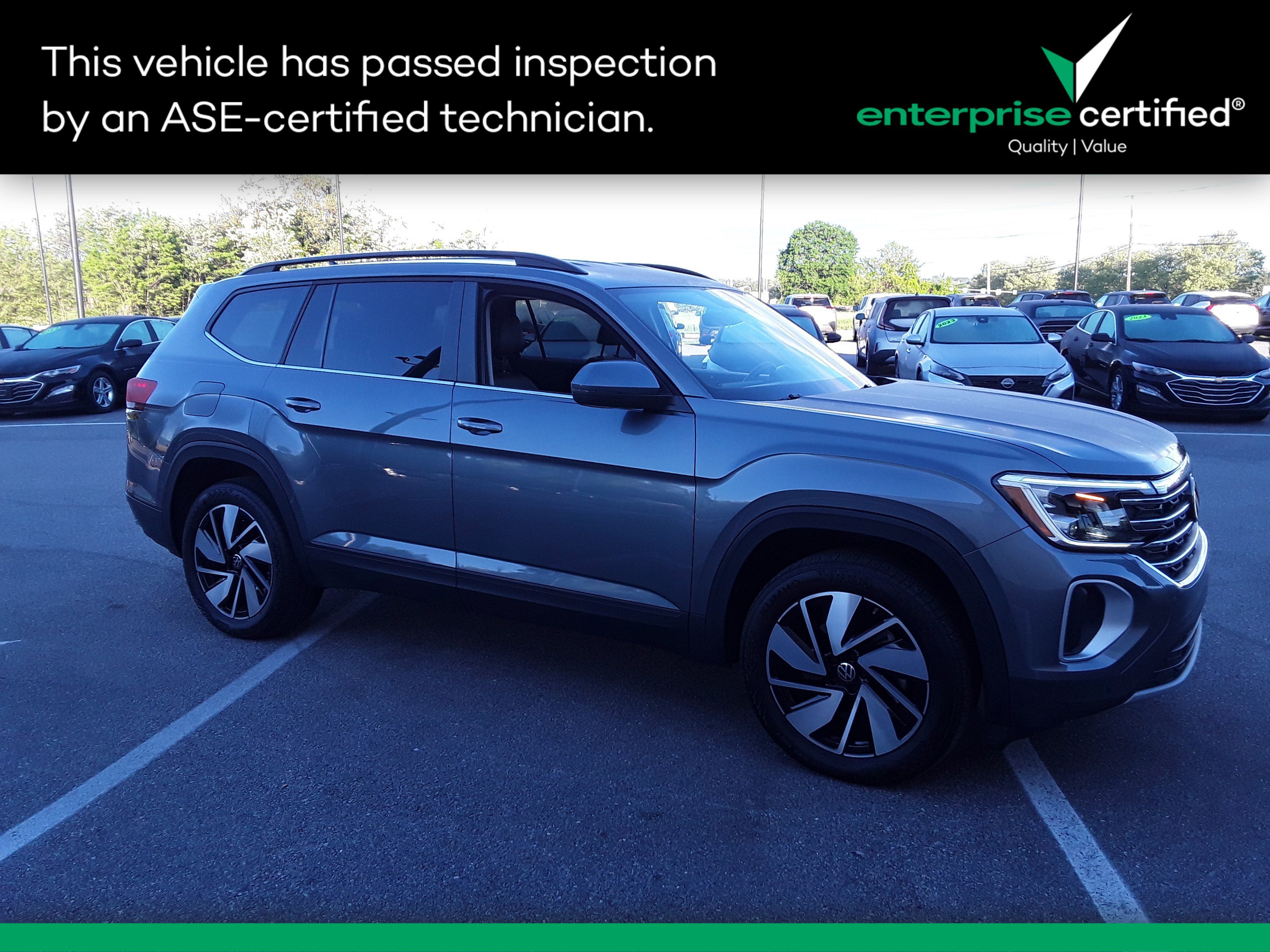 2024 Volkswagen Atlas 2.0T SE w/Technology 4MOTION