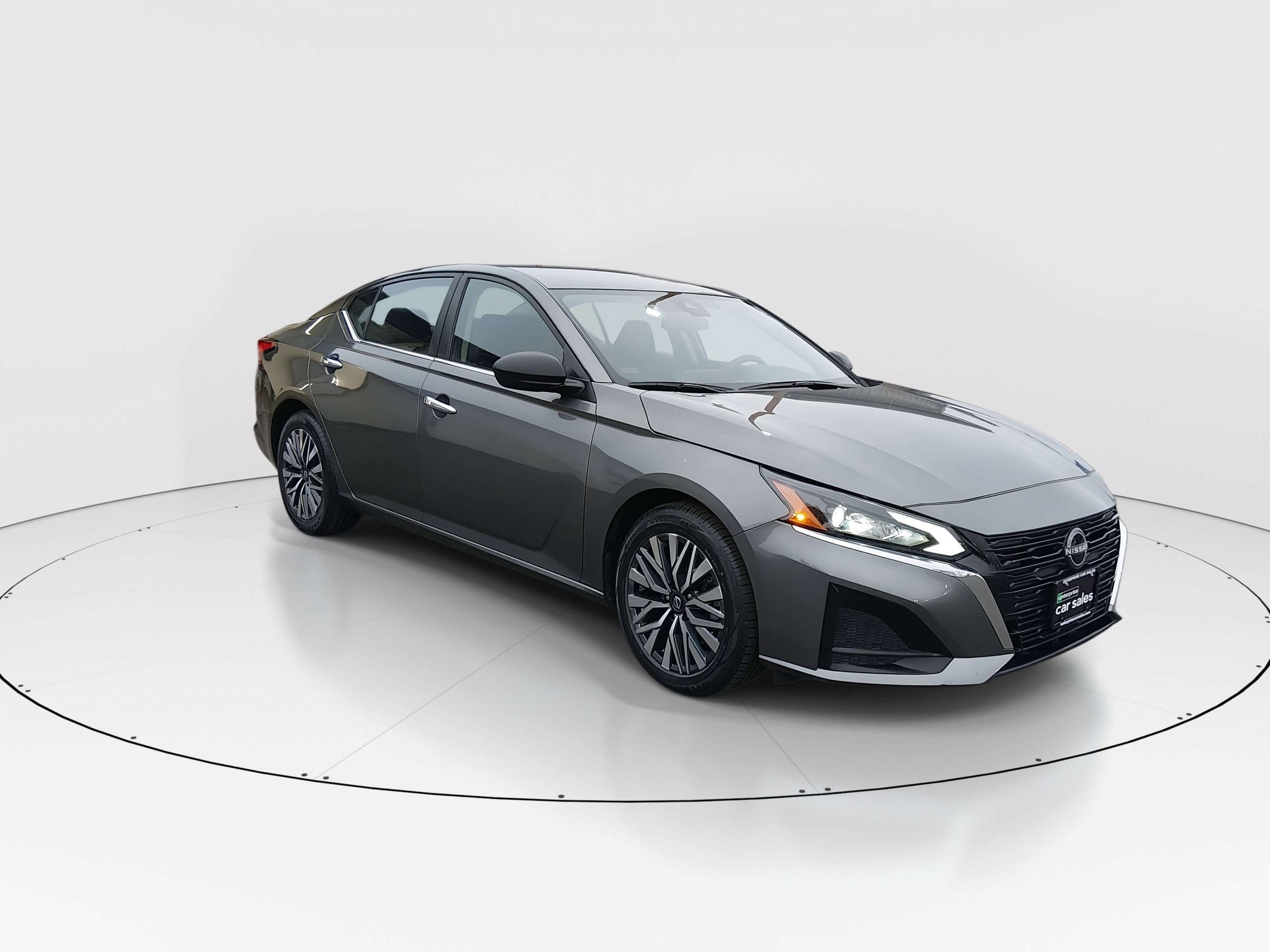 2024 Nissan Altima SV's photo