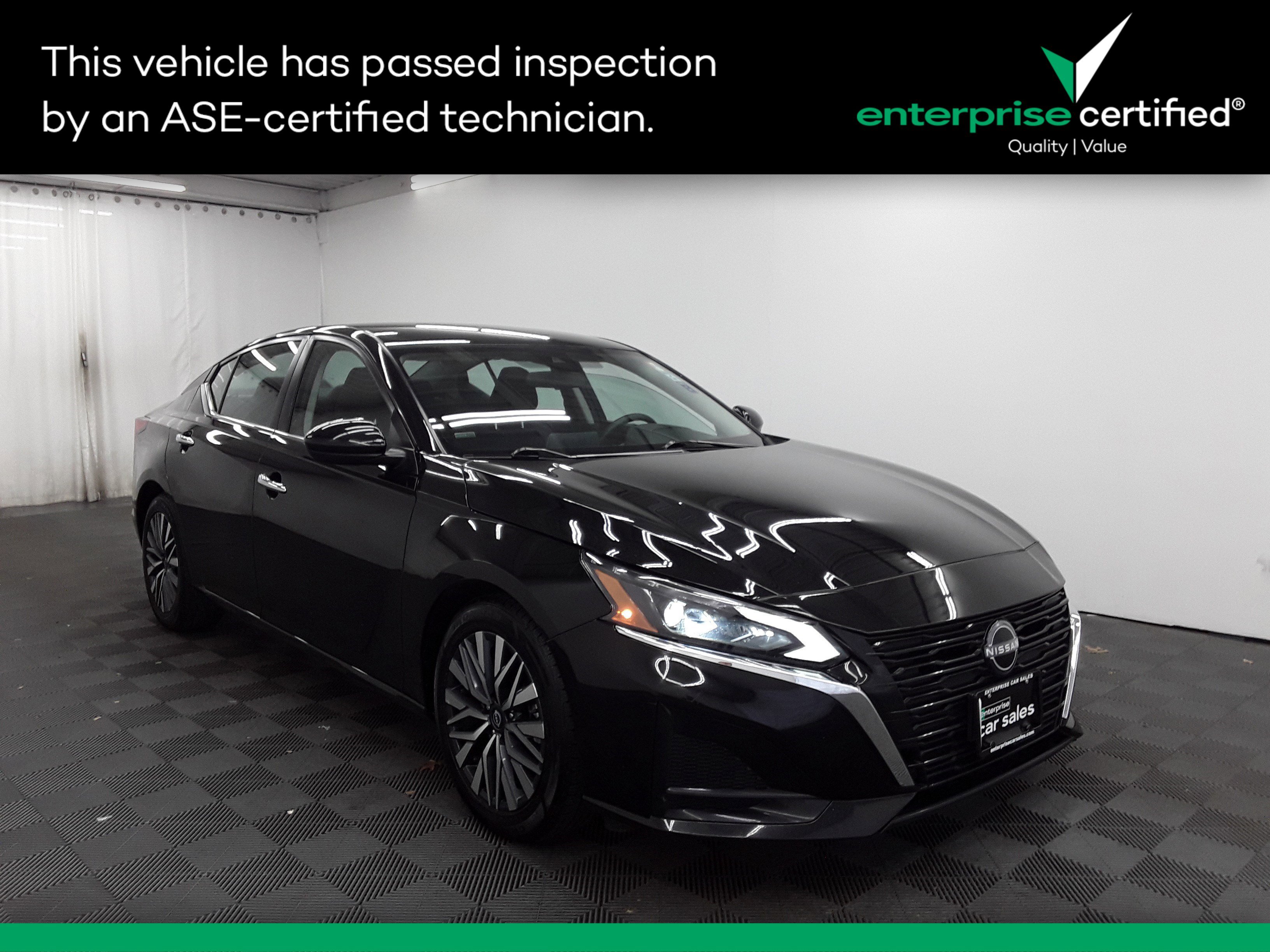 Used 2023 Nissan Altima 2.5 SV Sedan